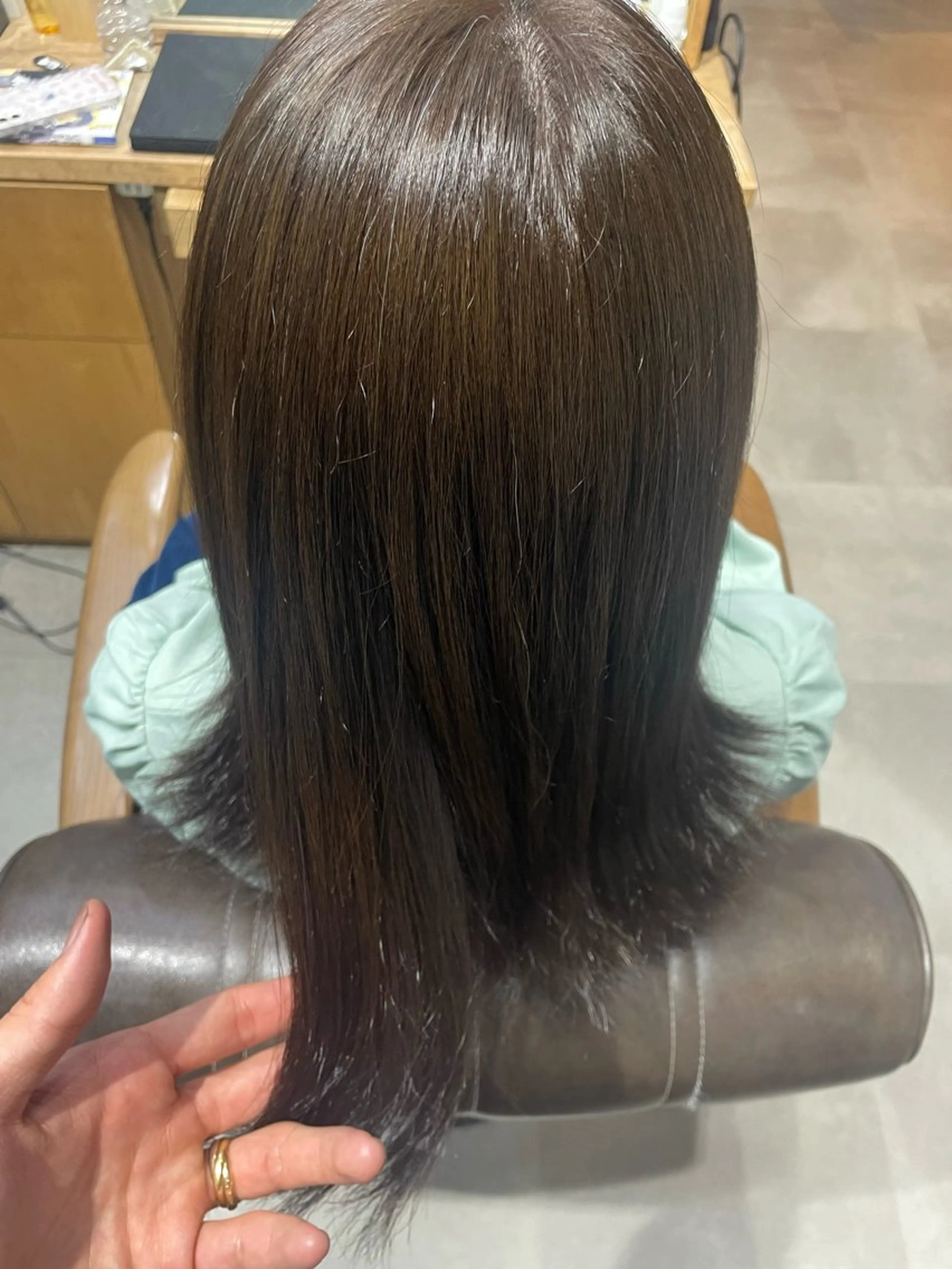 ミディアム カラー 🌿似合わせブリーチ 小俣　来🌿のヘアスタイル