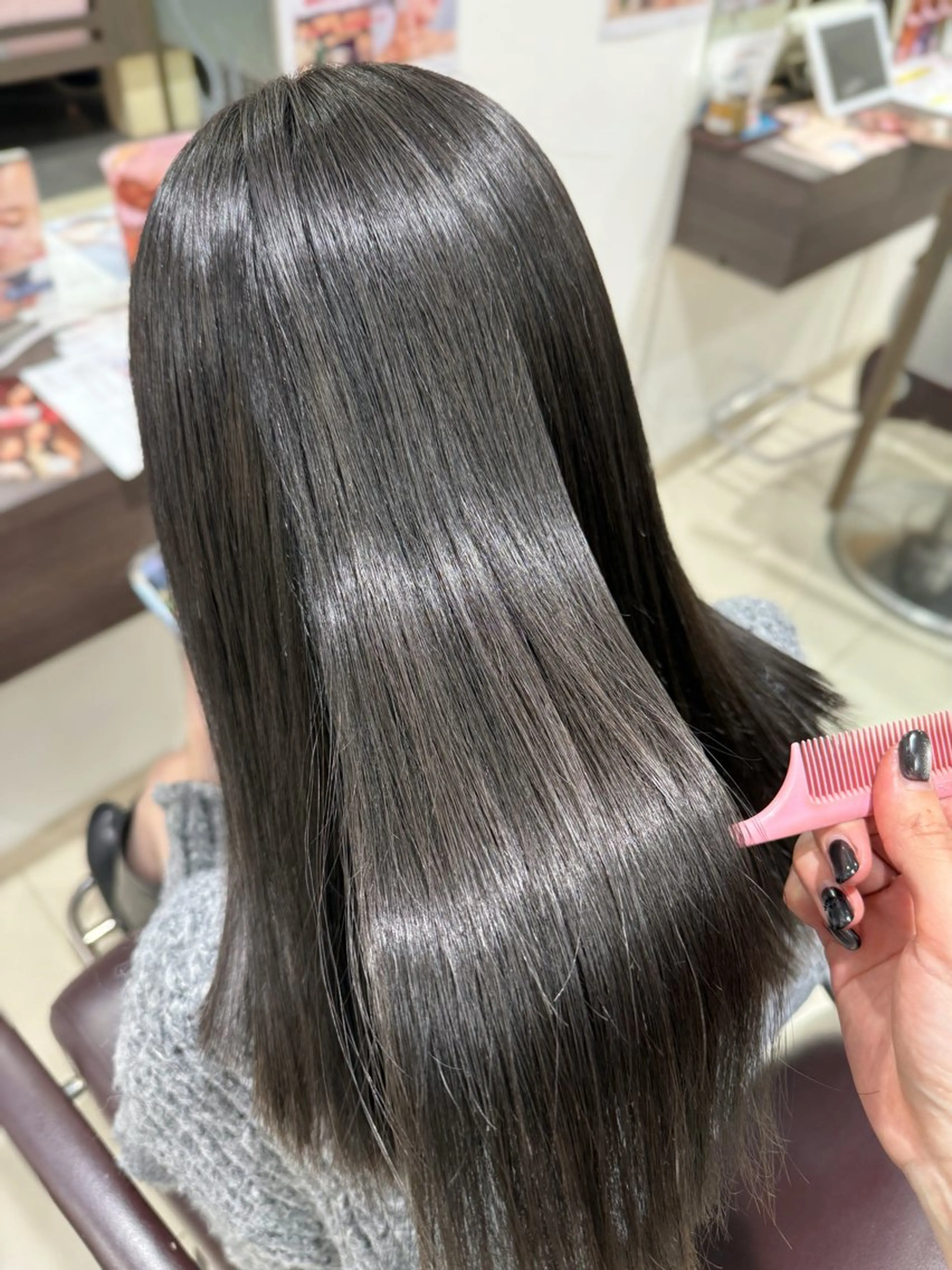 セミロング カラー ブリーチ 髪質改善 カット ヘアカラー 艶カラー/縮毛矯正/ ブリーチカラー/みなのヘアスタイル