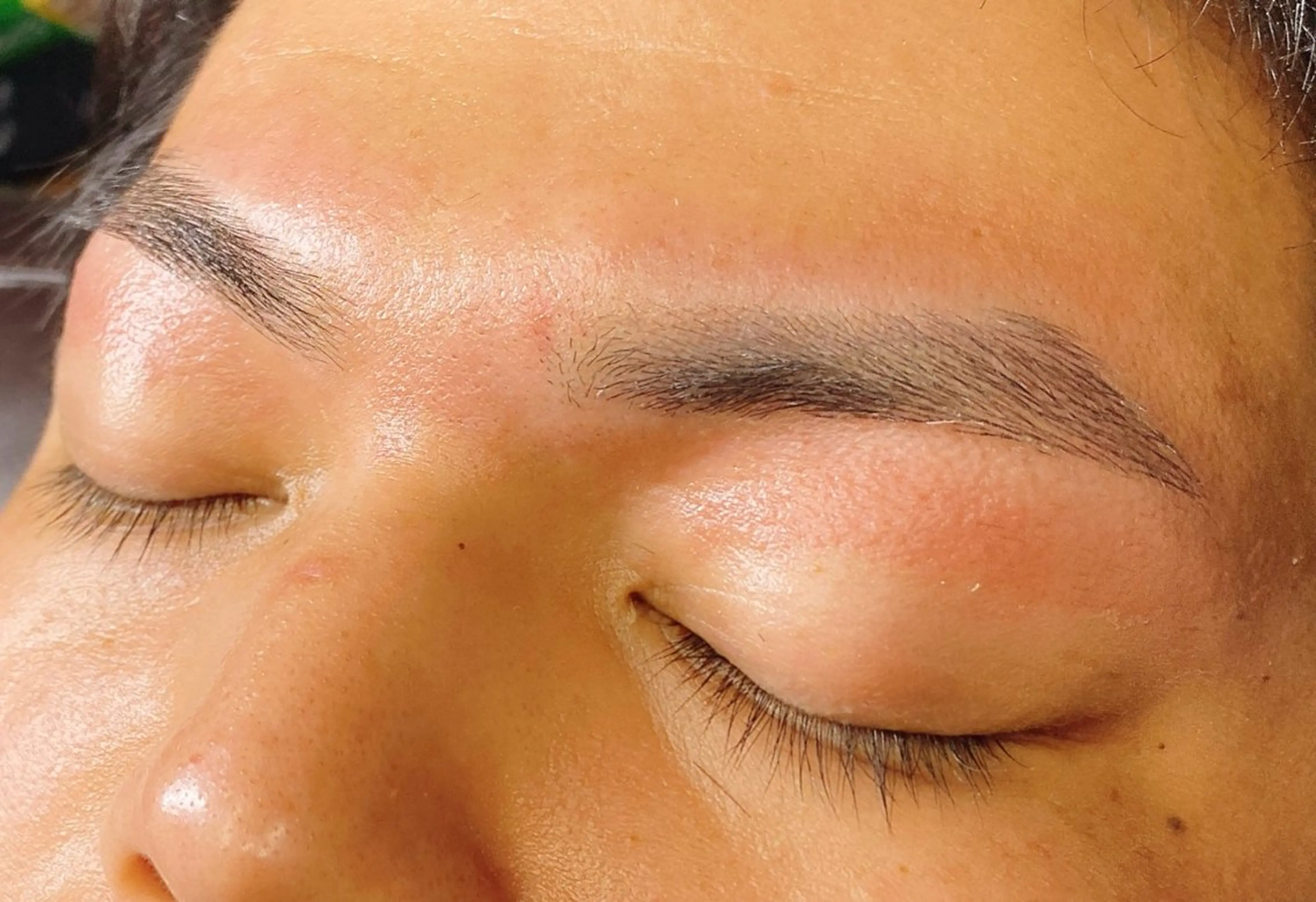 メンズ アイブロウ ハリウッドブロウリフト まつ毛パーマ専門& men's眉AYAの眉毛・アイブロウイメージ