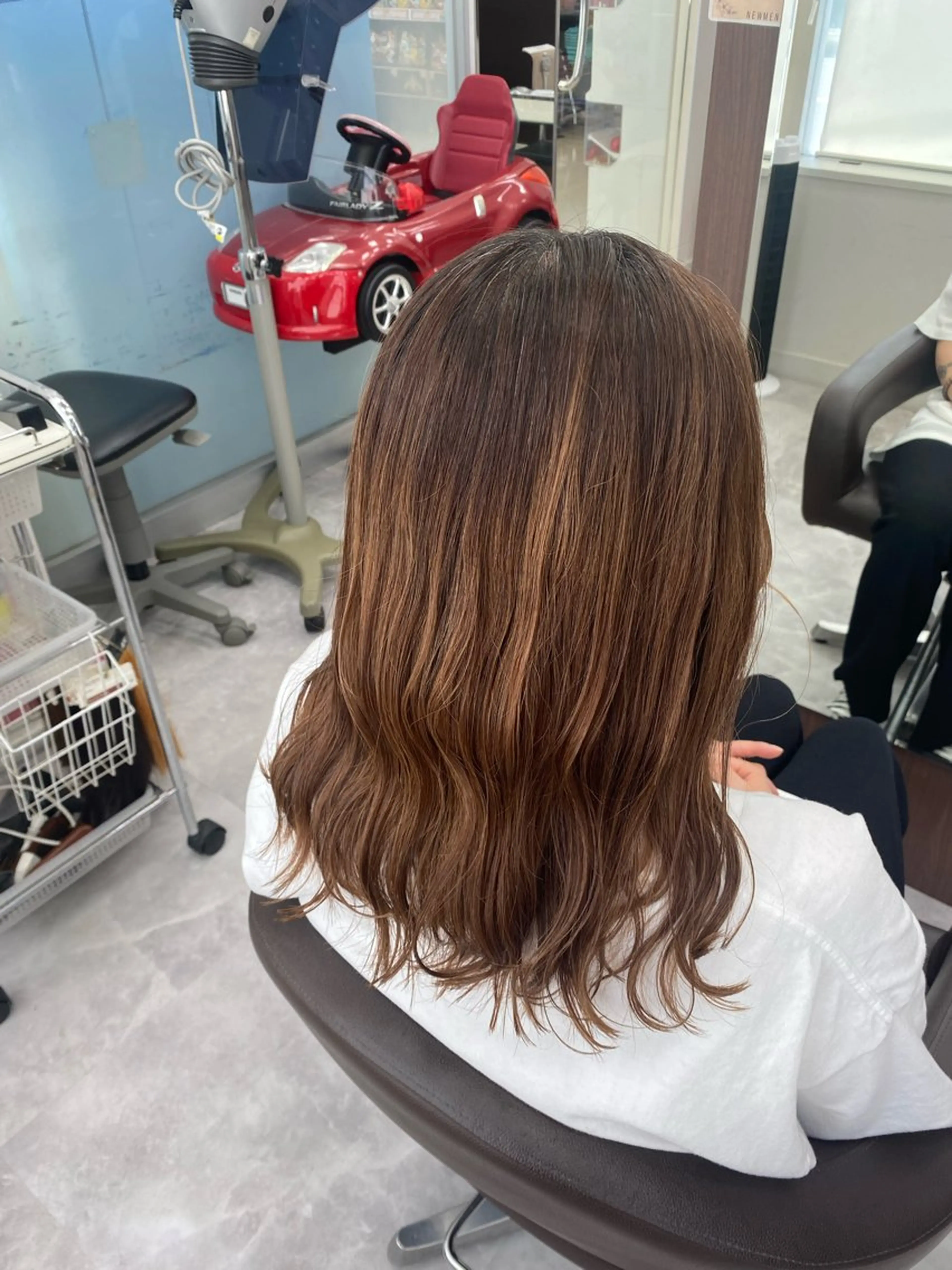 ロング 寺井 萌恵のヘアスタイル