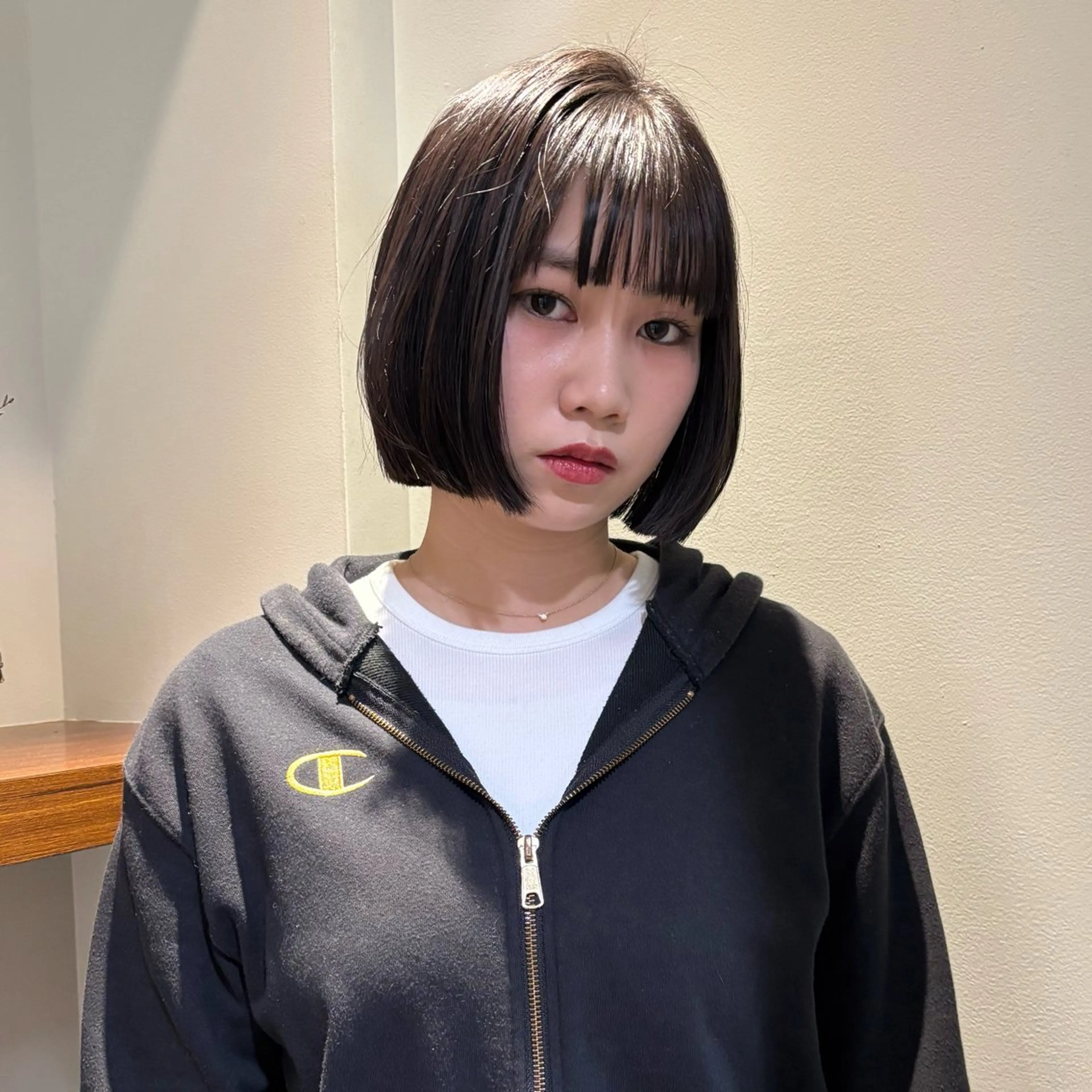 ショート ボブ グレージュ🐰透明感 カラー🫧akihoのヘアスタイル