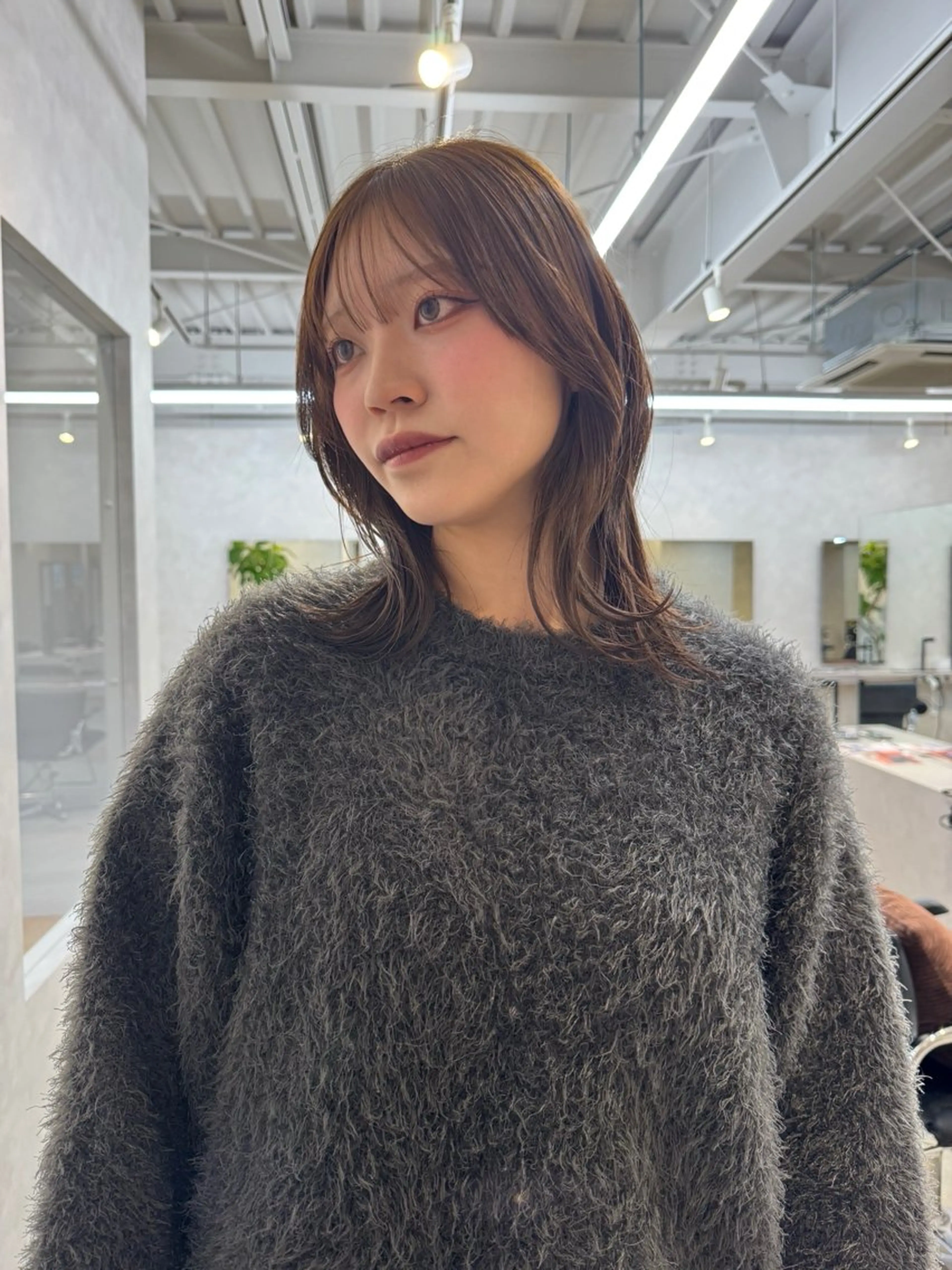 セミロング カラー カット ヘアカラー 韓国風🇰🇷レイヤ ーKEI🇰🇷のヘアスタイル