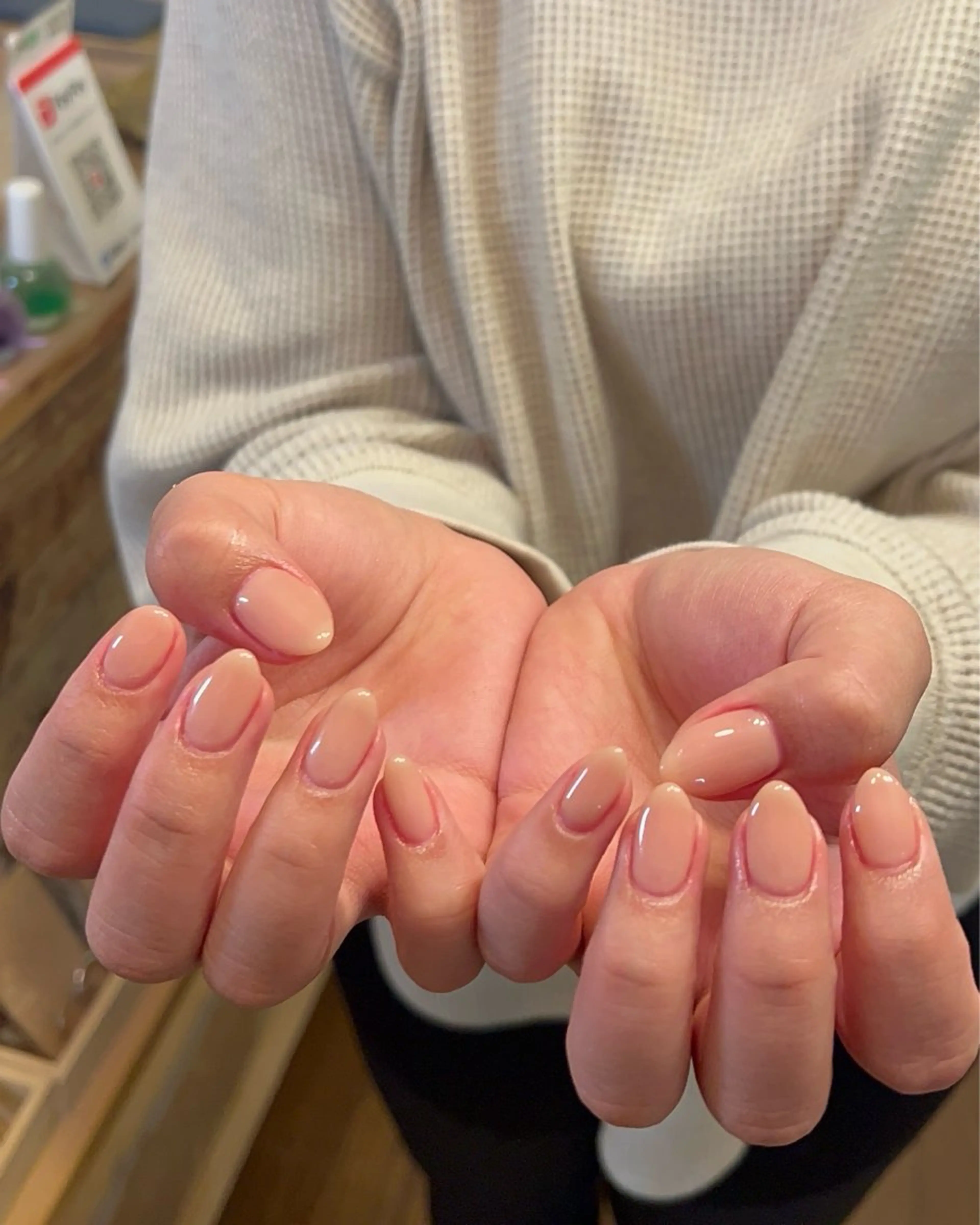 ネイル ハンドネイル フットネイル ハンドケア Nes.Nail所属・Miyagi Asamiのネイルデザイン