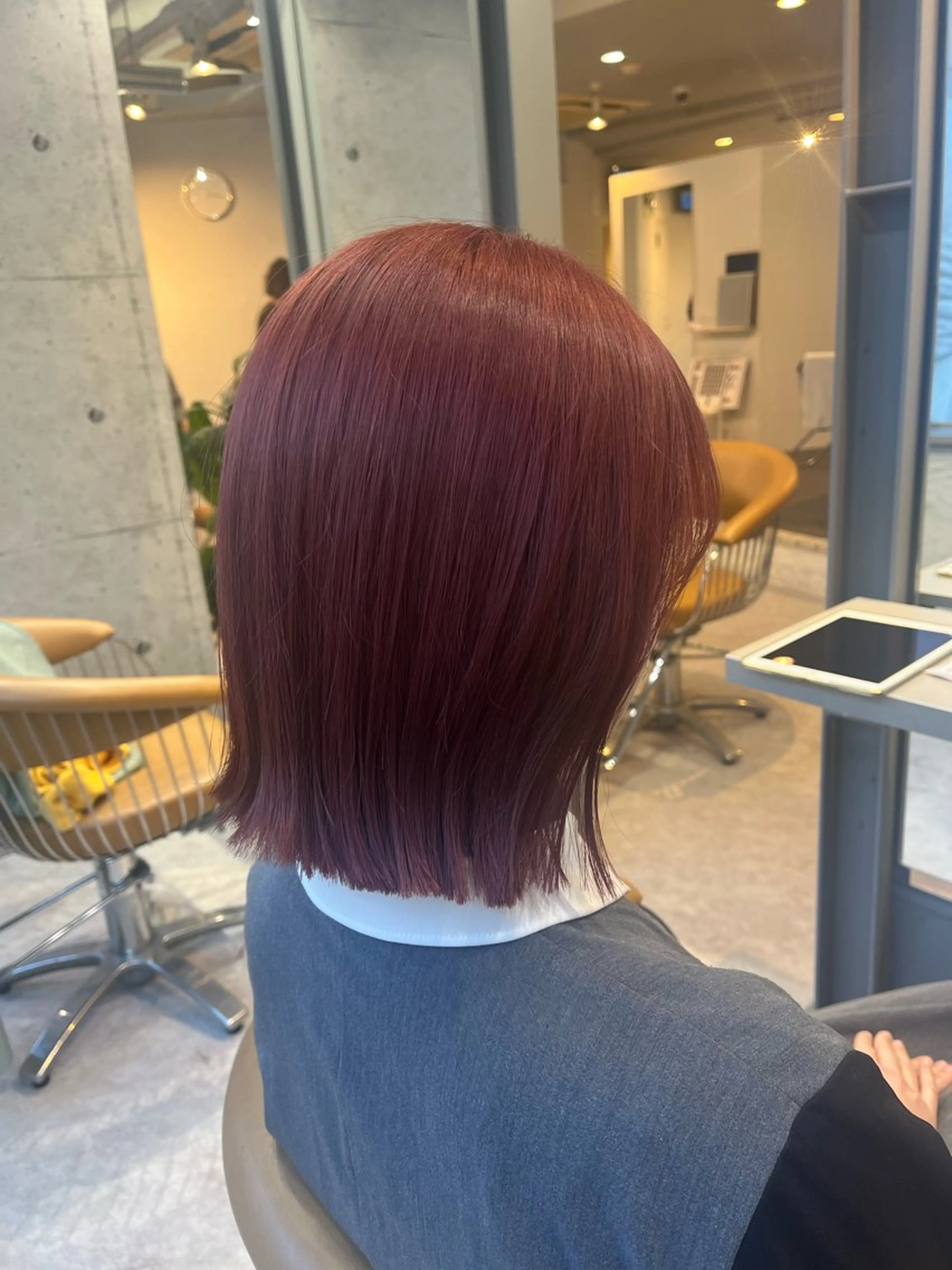 ミディアム カラー ヘアカラー うしだ かおるのヘアスタイル