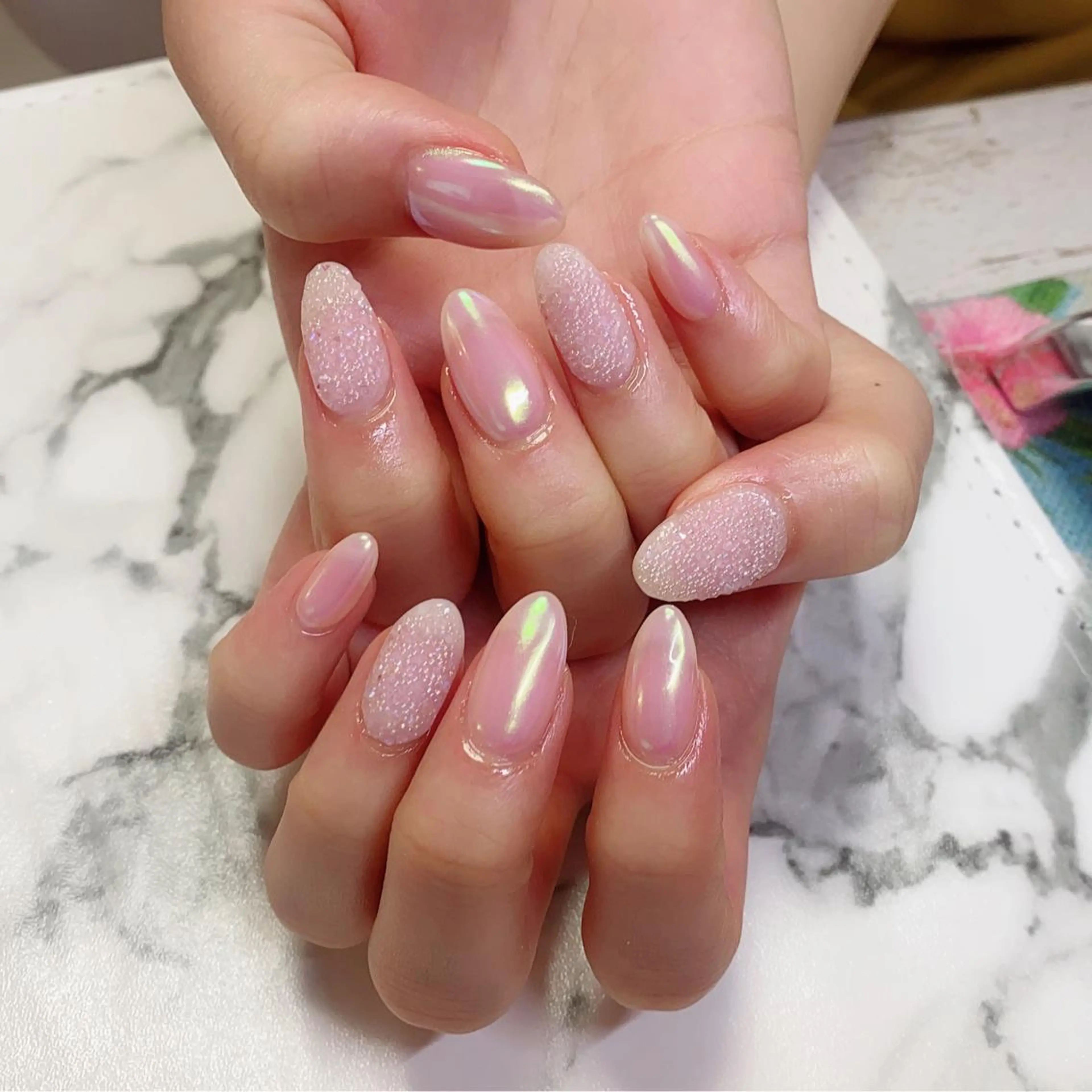 ショート カラー ネイル アートネイル ストーンネイル Q Free nailsのネイルデザイン