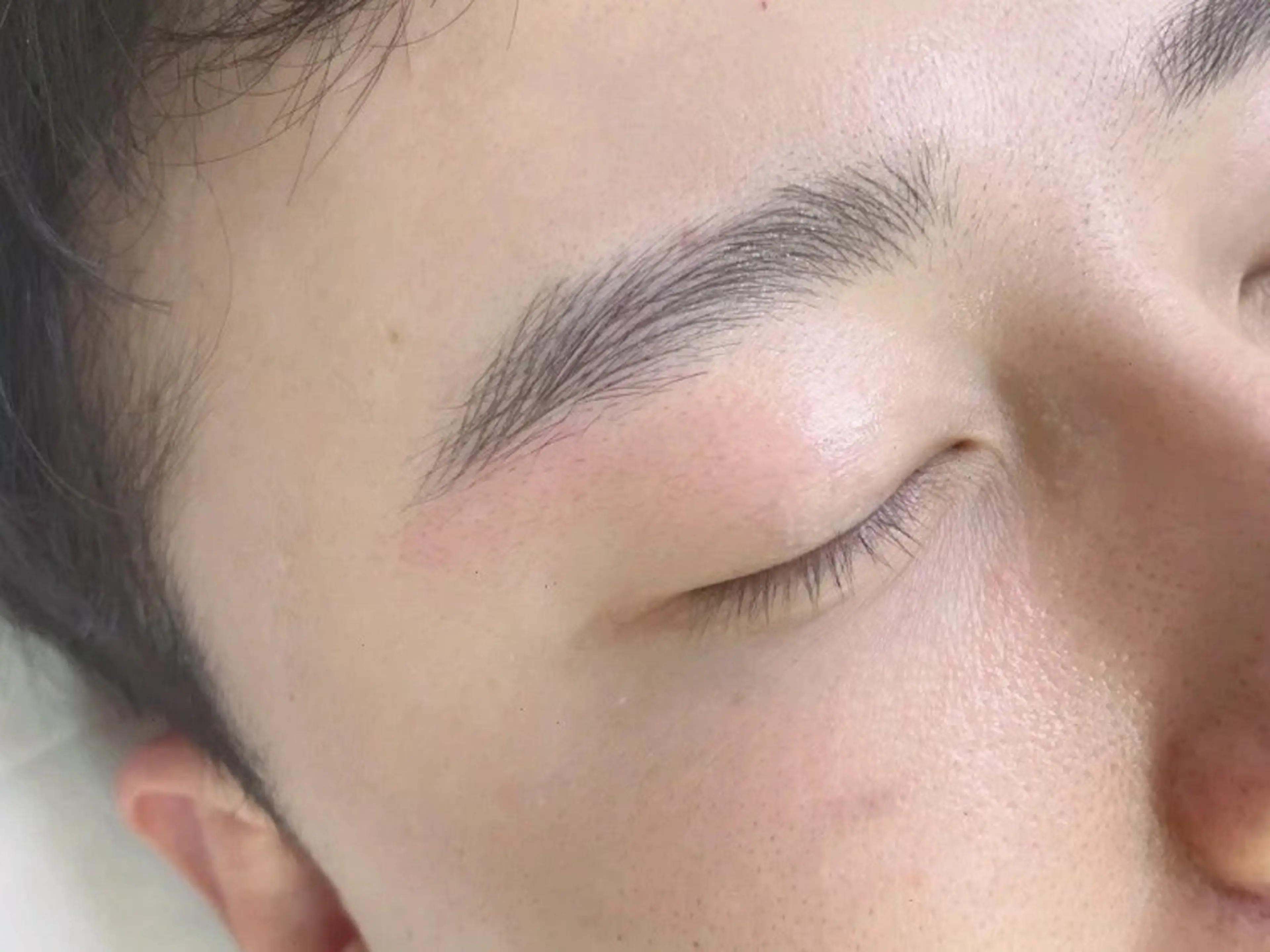 アイブロウ violus所属・violus 天六のマツエク・マツパデザイン