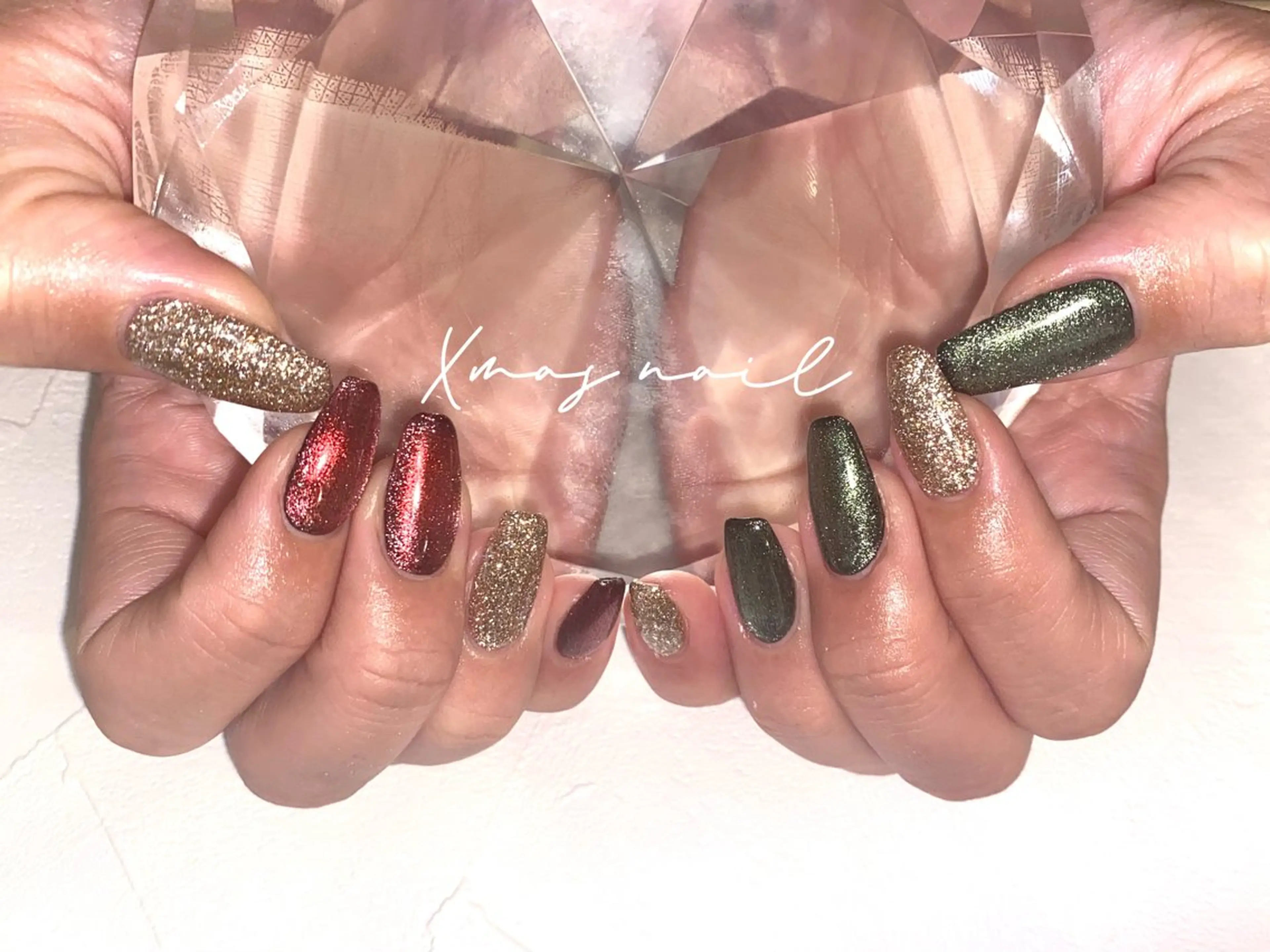 ネイル ジェルネイル グリーン ラメ(グリッター) マグネットネイル 赤色 greedy 東山店 田之上のネイルデザイン
