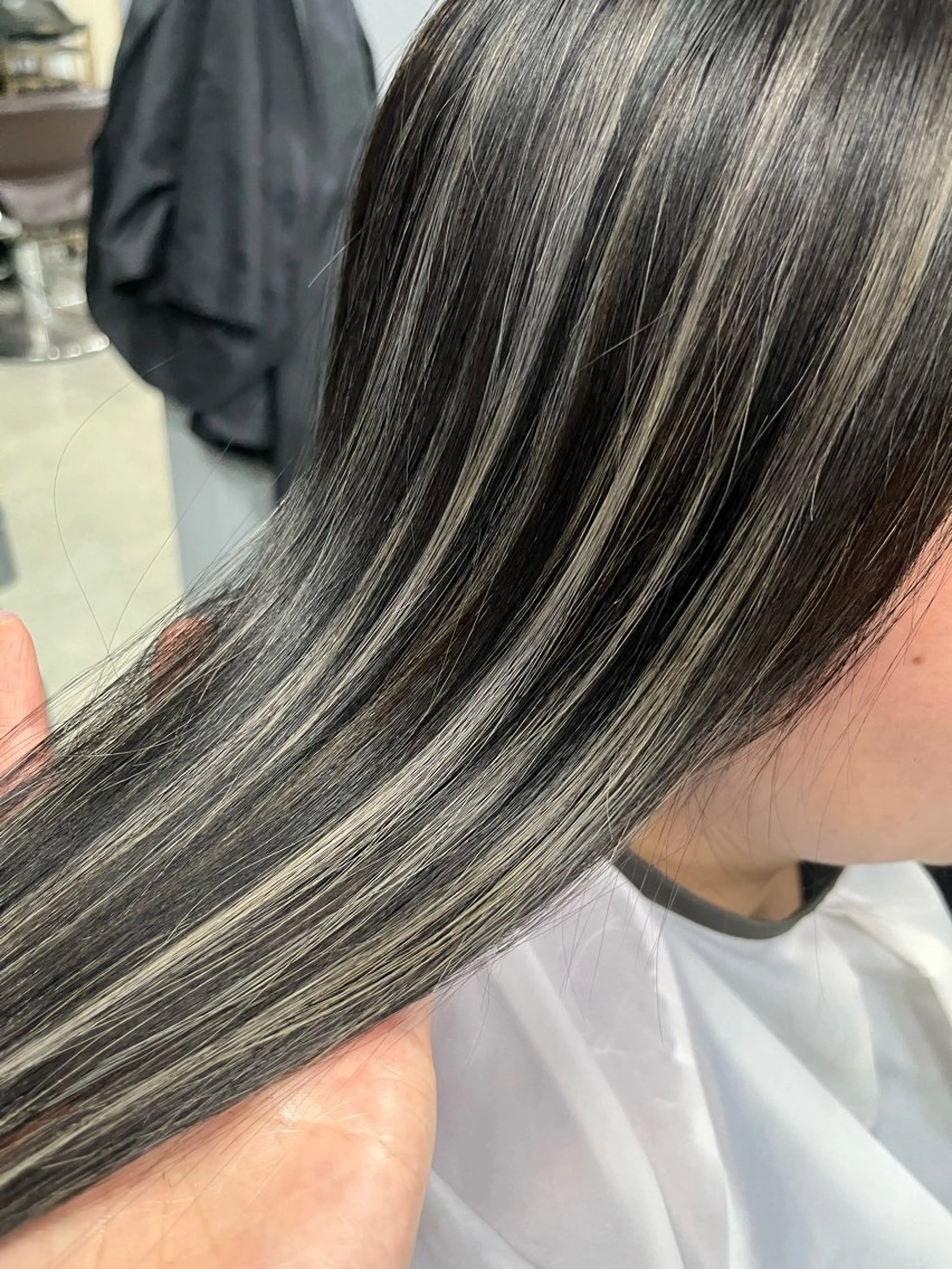 カット＋表面ハイライト＋艶カラーの写真