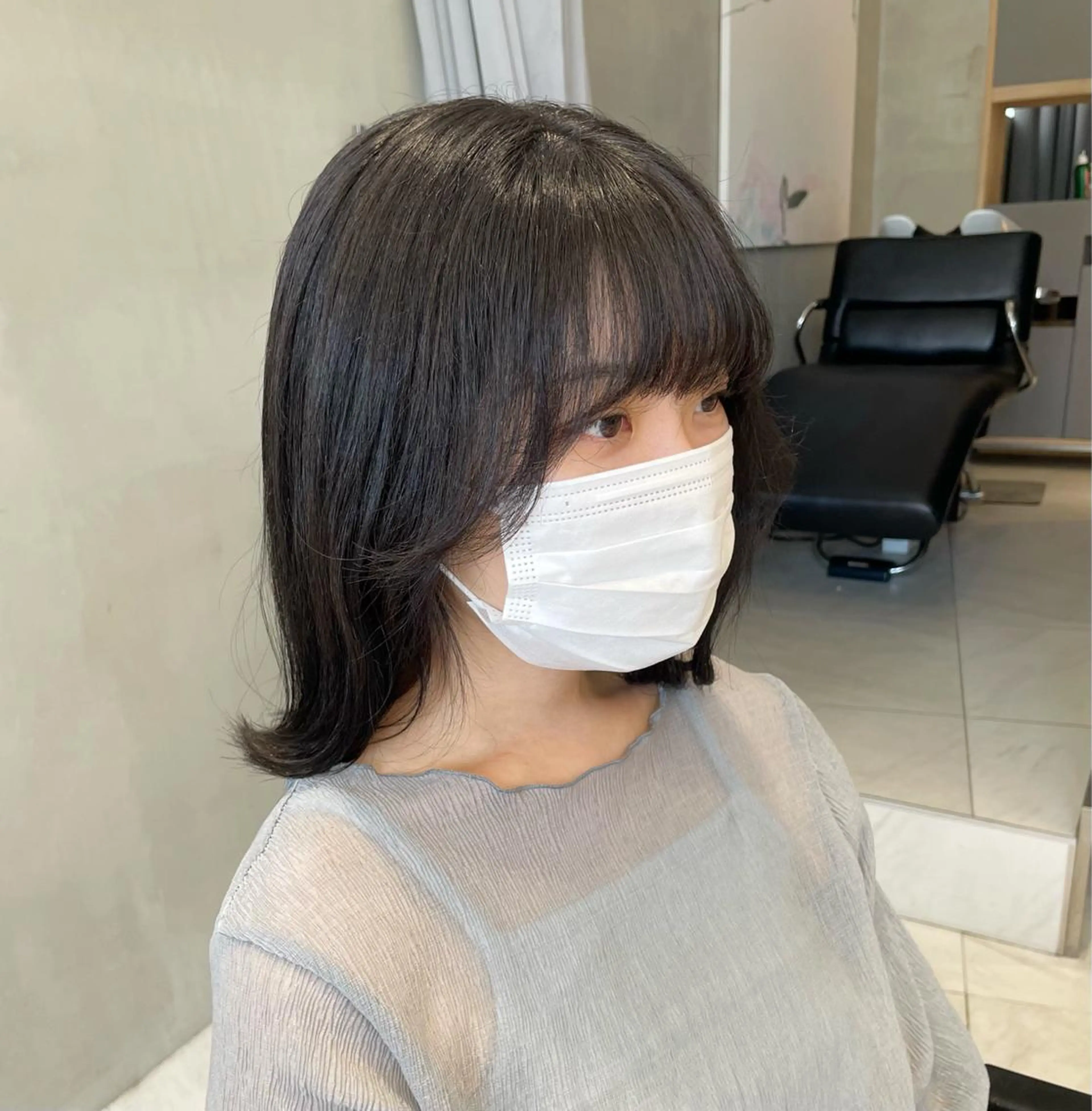 ミディアム カラー ヘアアレンジ 透明感カラー ラベンダーカラー ラベンダーグレー 艶髪/レイヤーカット 🐣misakiのヘアスタイル