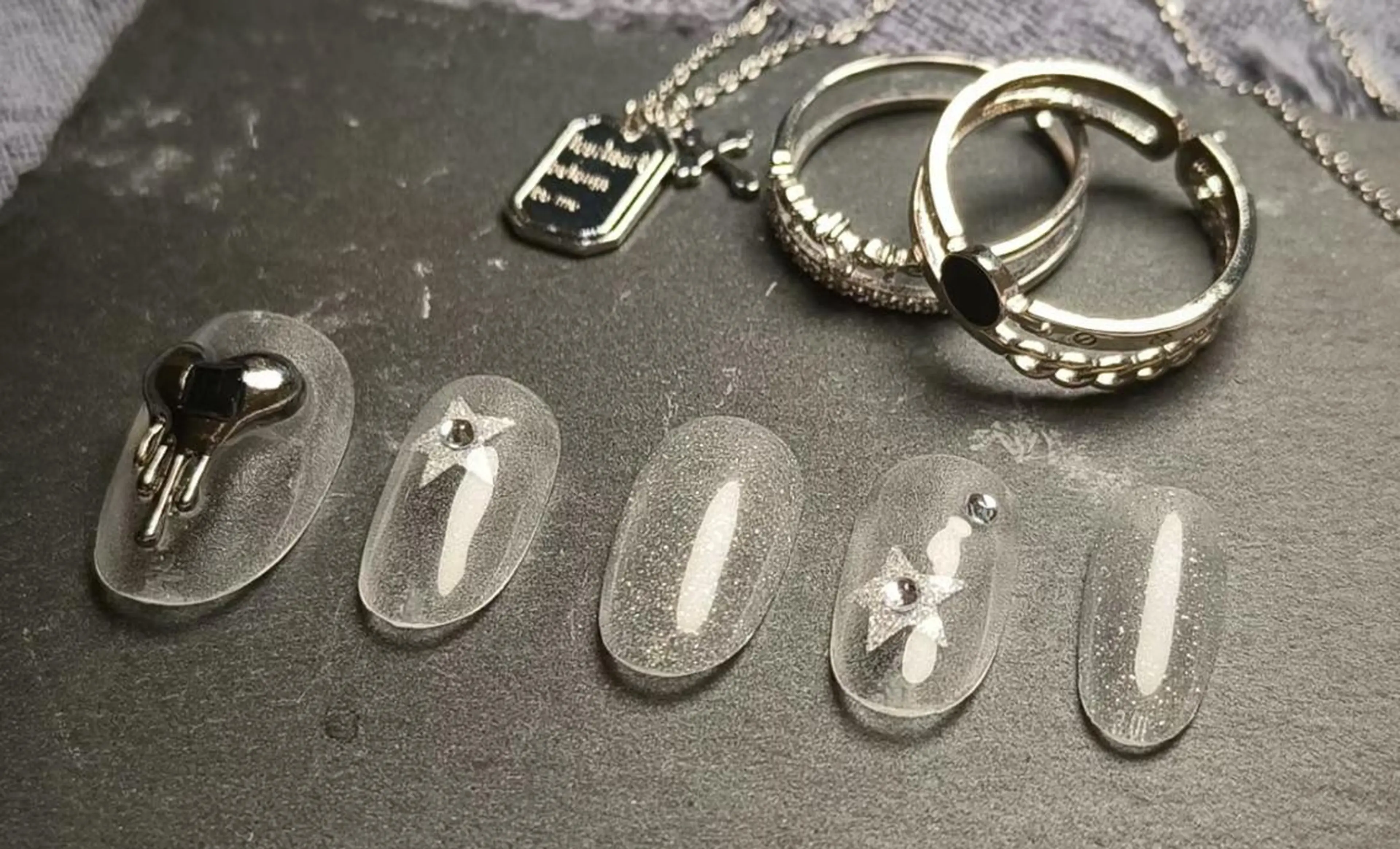 ネイル VIVIAN エイのネイルデザイン