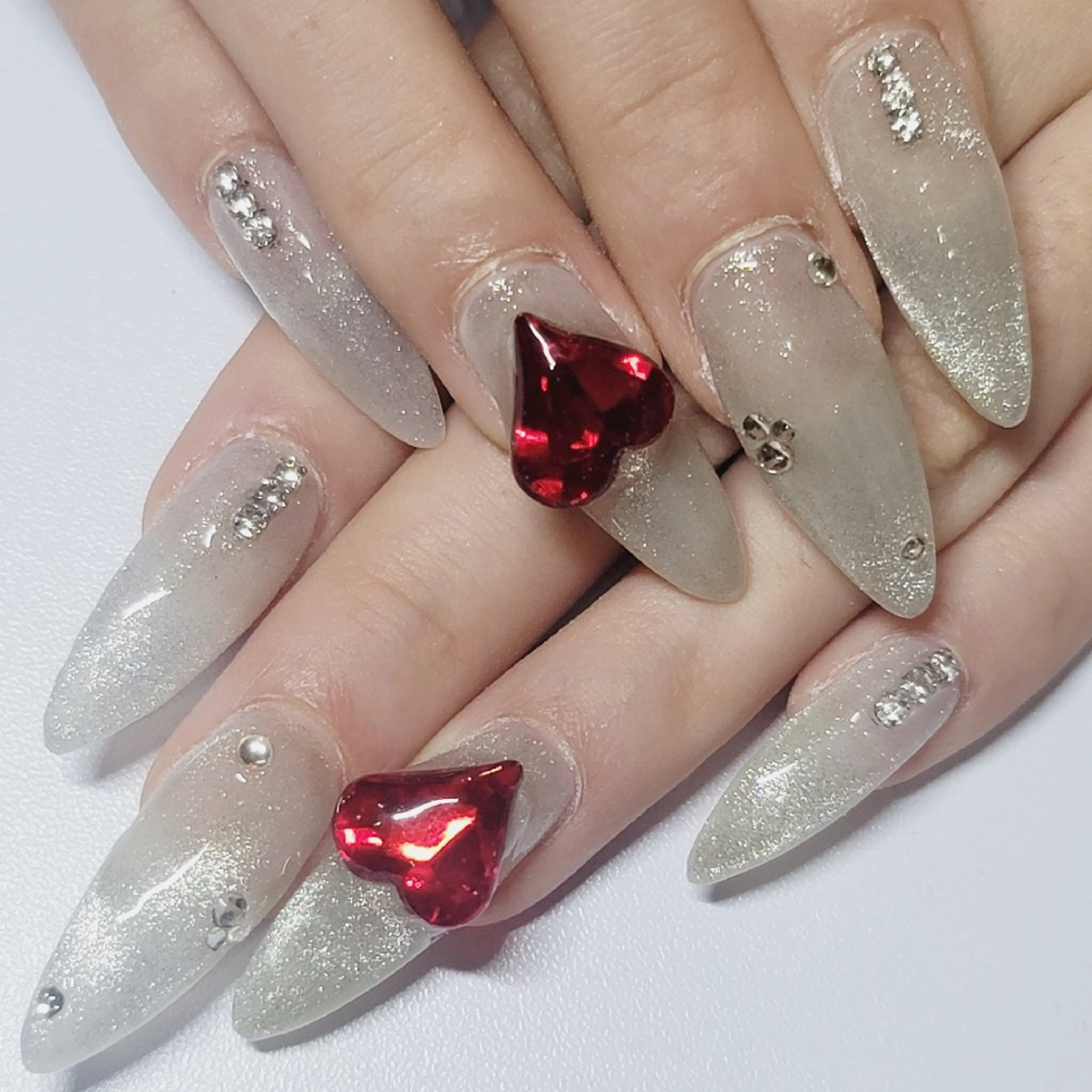 ネイル ハート キラキラネイル ラメ(グリッター) マグネットネイル ワンカラーネイル ハンドネイル よしだ ひろきのネイルデザイン