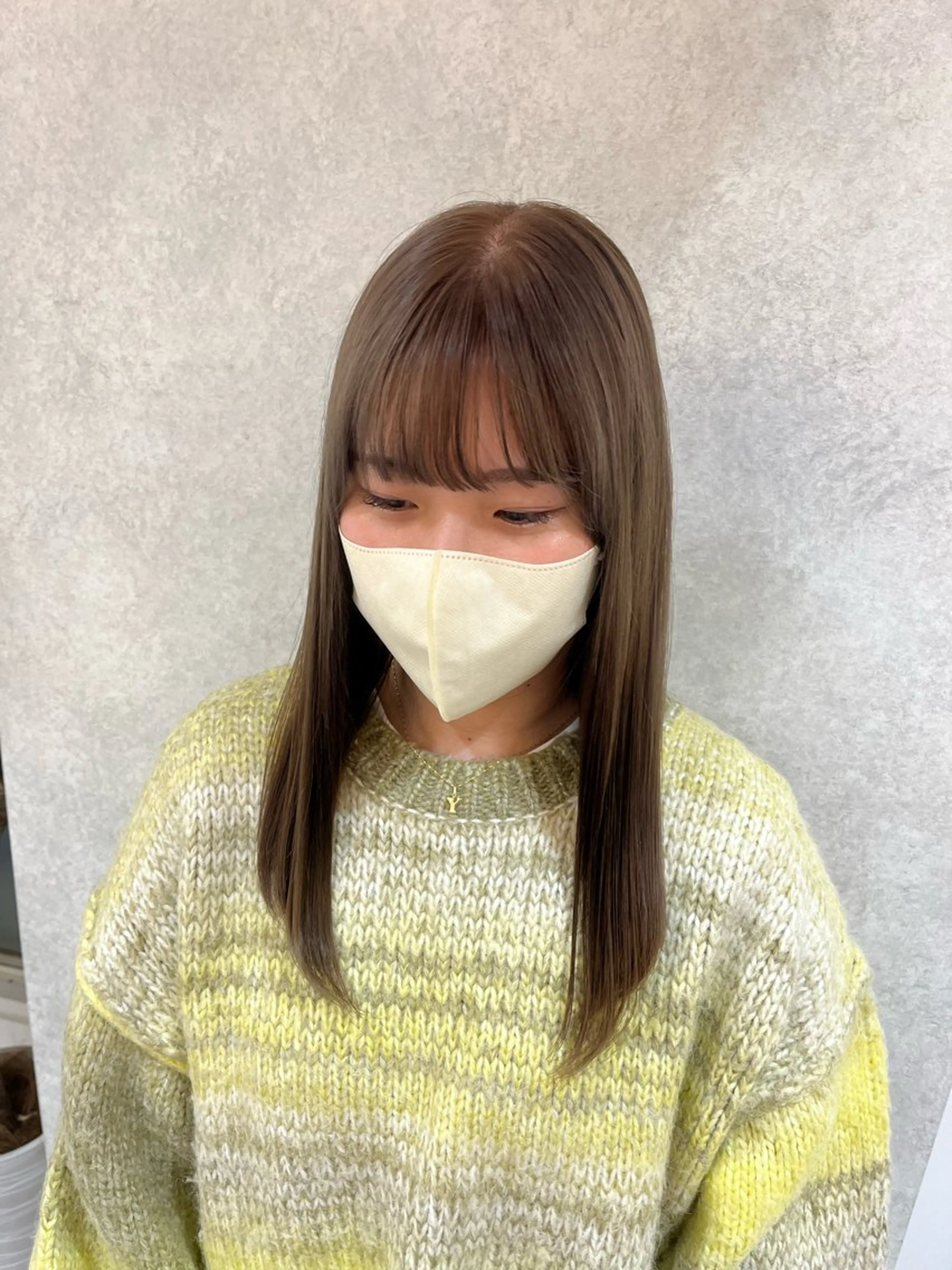 セミロング カラー Kisai  BUZZ所属・波多野 芽衣のヘアスタイル