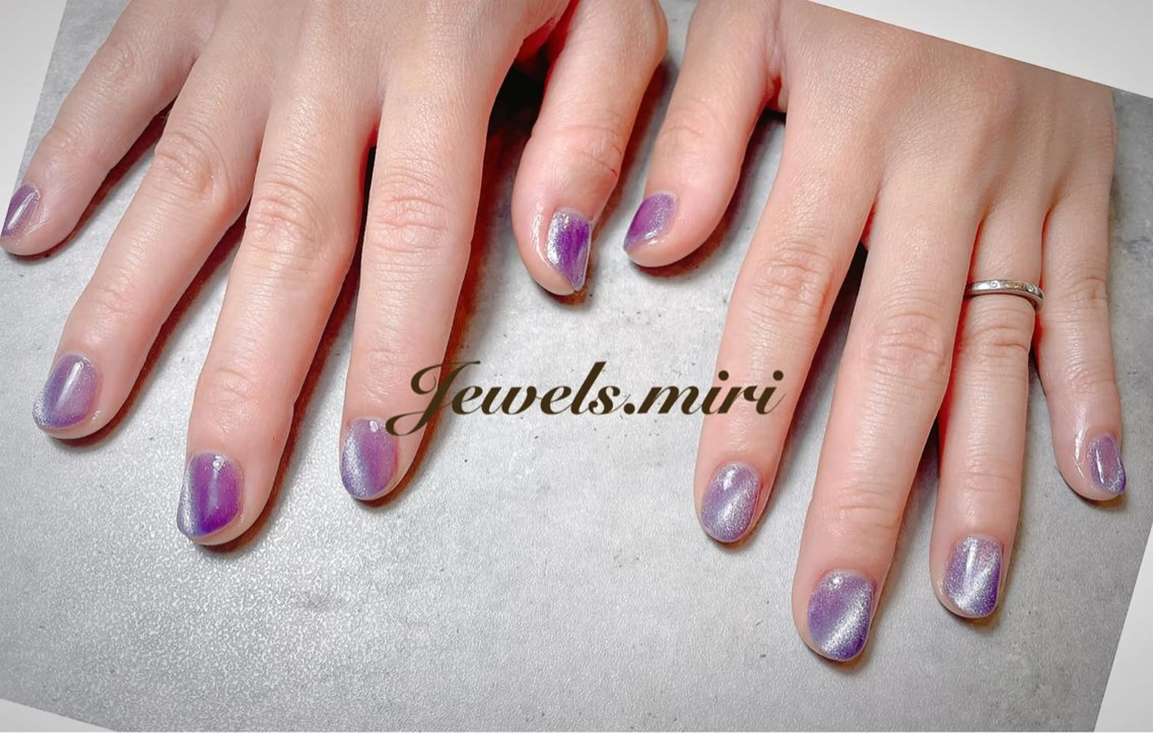 ネイル アートネイル ジェルネイル キラキラネイル マグネットネイル ワンカラーネイル Jewels nail lily 白楽所属・ネイルサロン Jewels Mのネイルデザイン