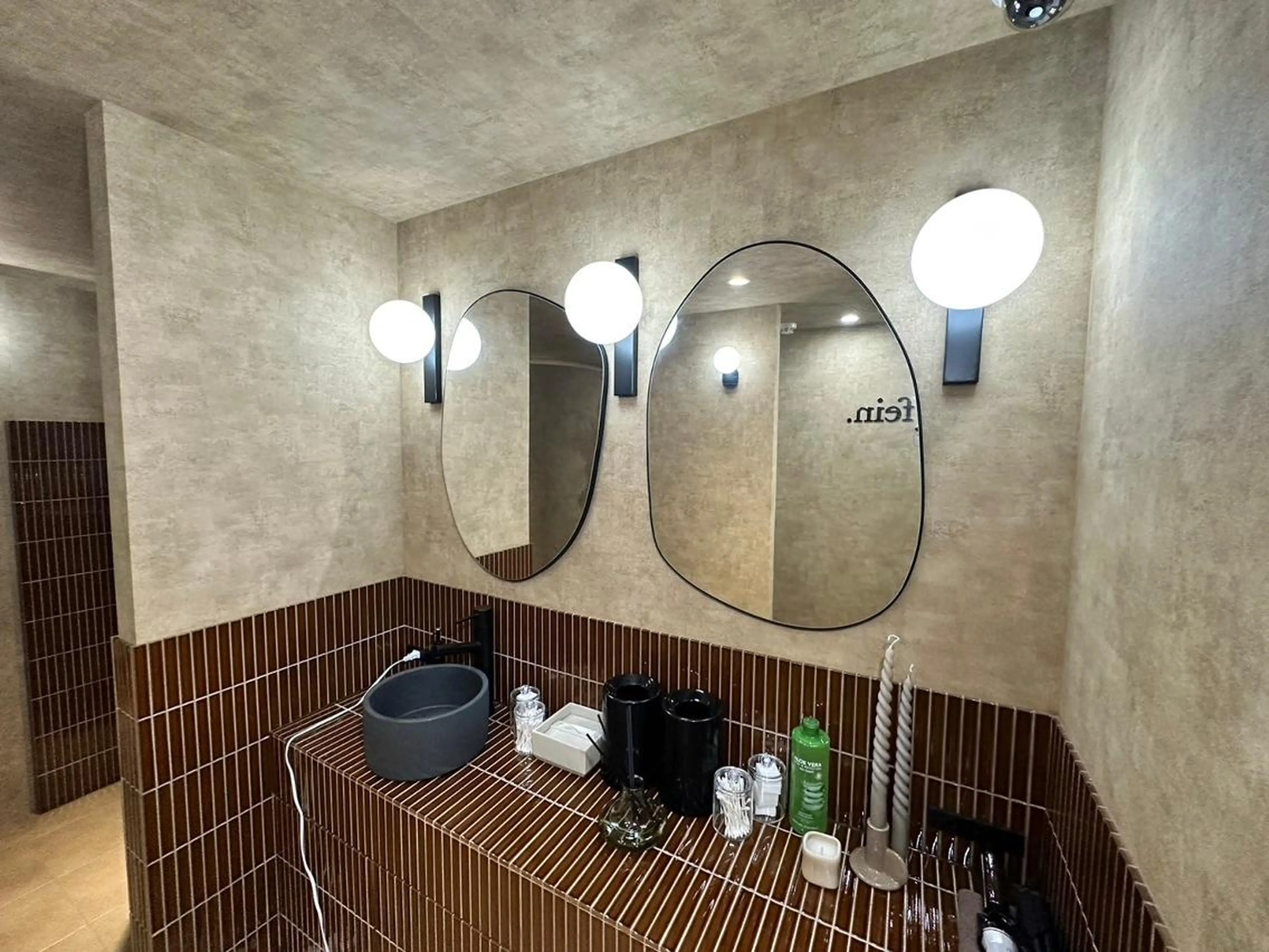 ハンドネイル 🩰fein. hana🫧のネイルデザイン