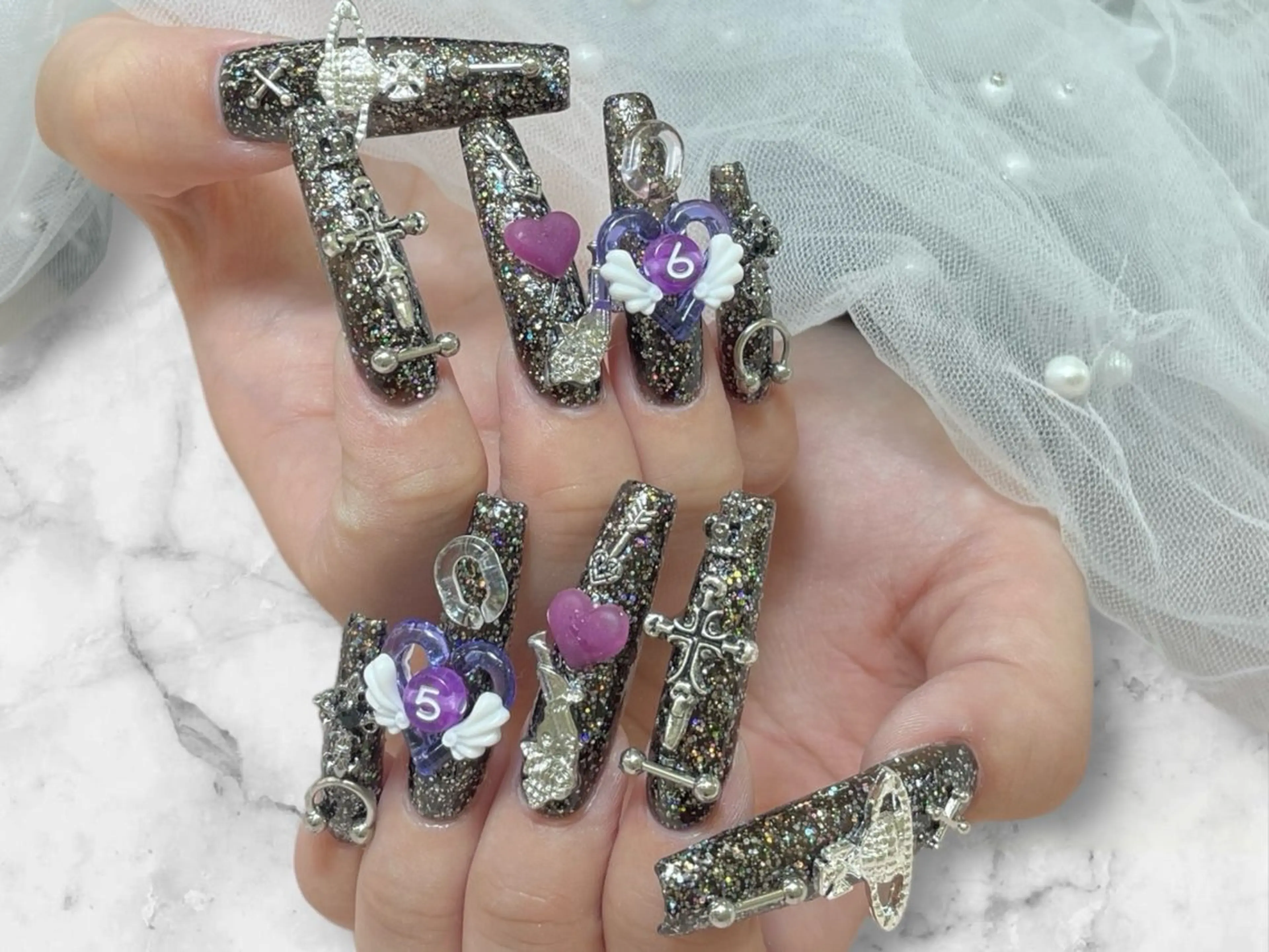 ネイル アートネイル ネイルチップ EMILIO NAIL所属・スカルプ専門店長さ だしエミリオ ネイルのネイルデザイン