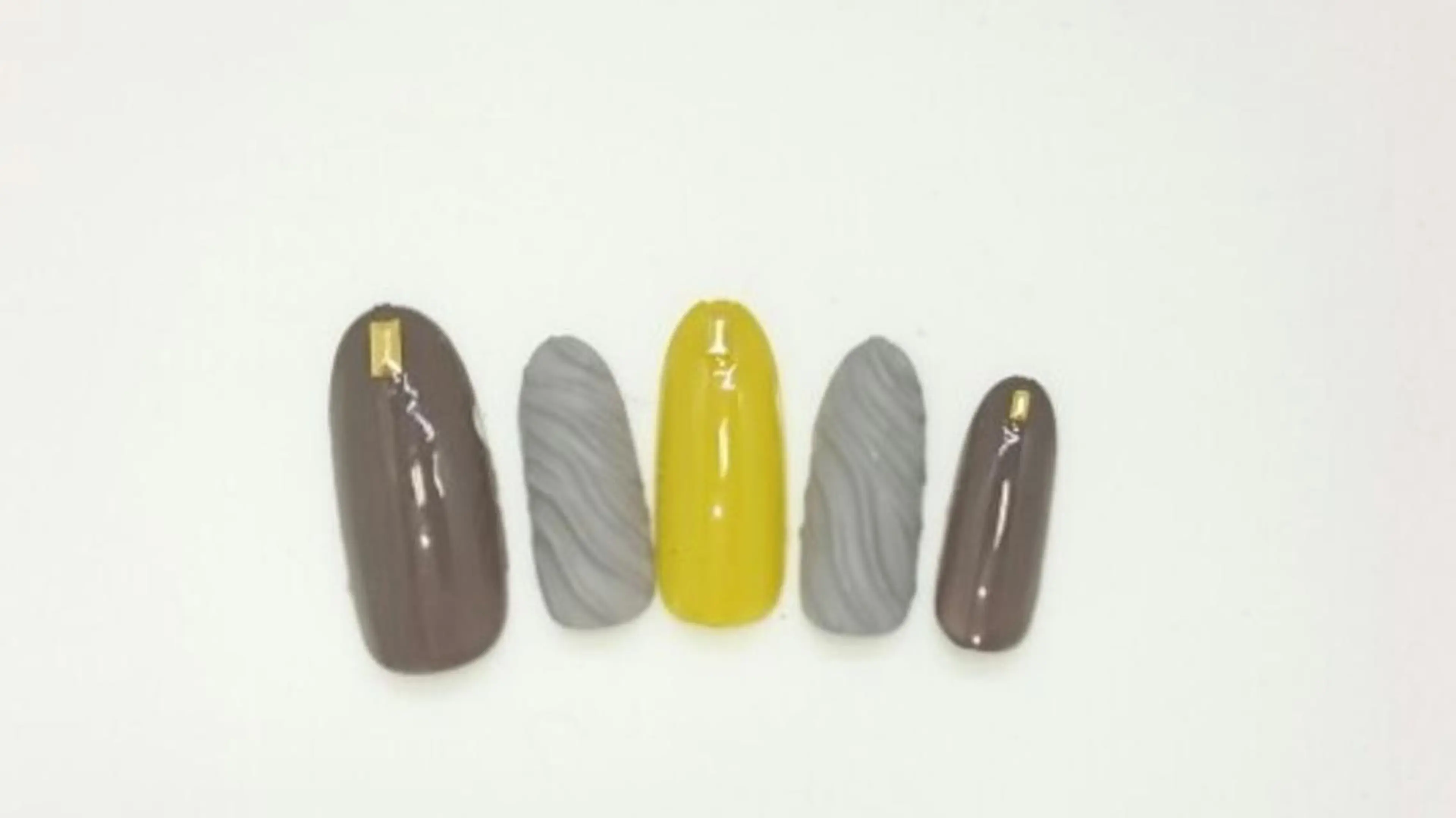 ネイル GENDER hair &eyeのヘアスタイル