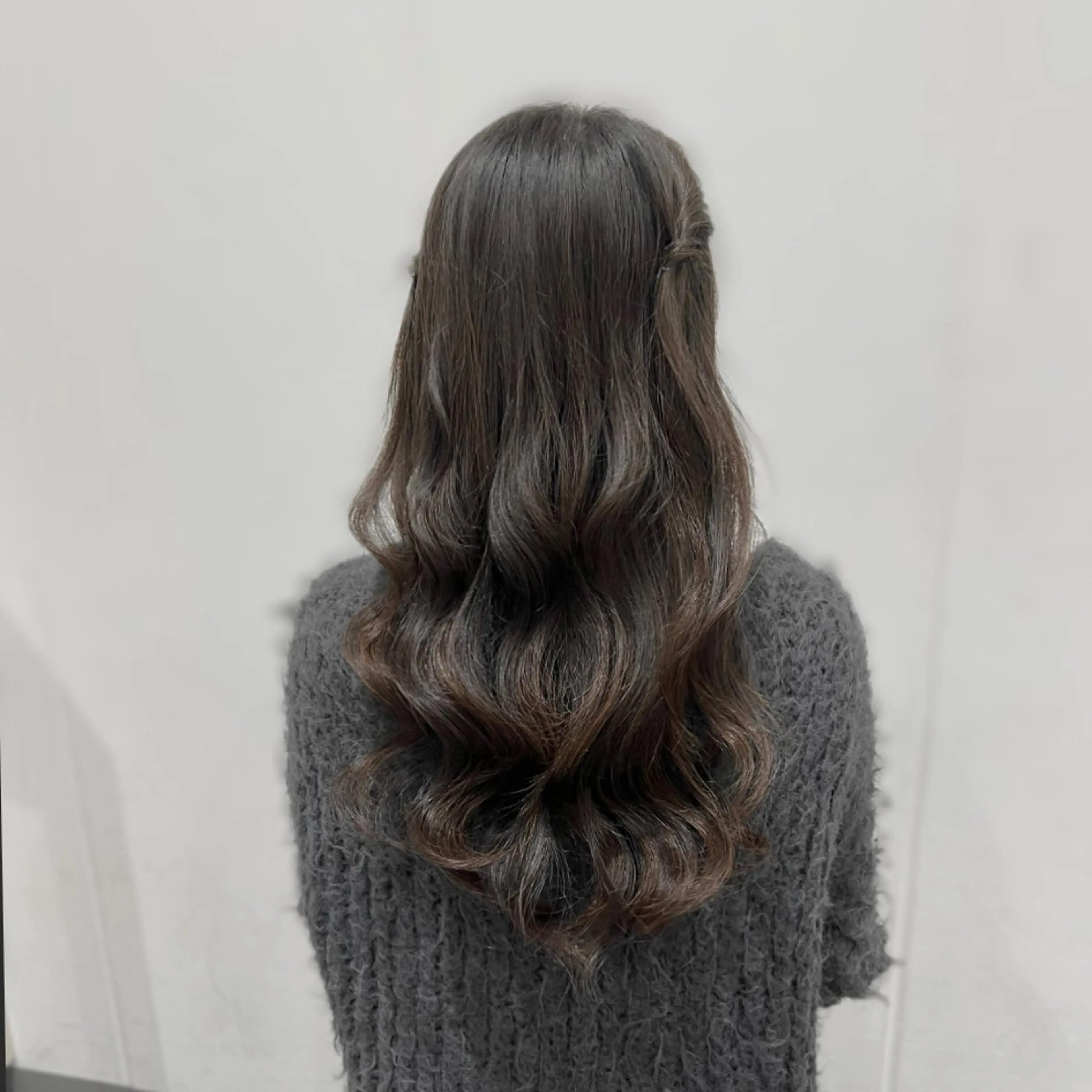 カラー ヘアアレンジ AmiDA所属・AmiDA 常光のヘアスタイル