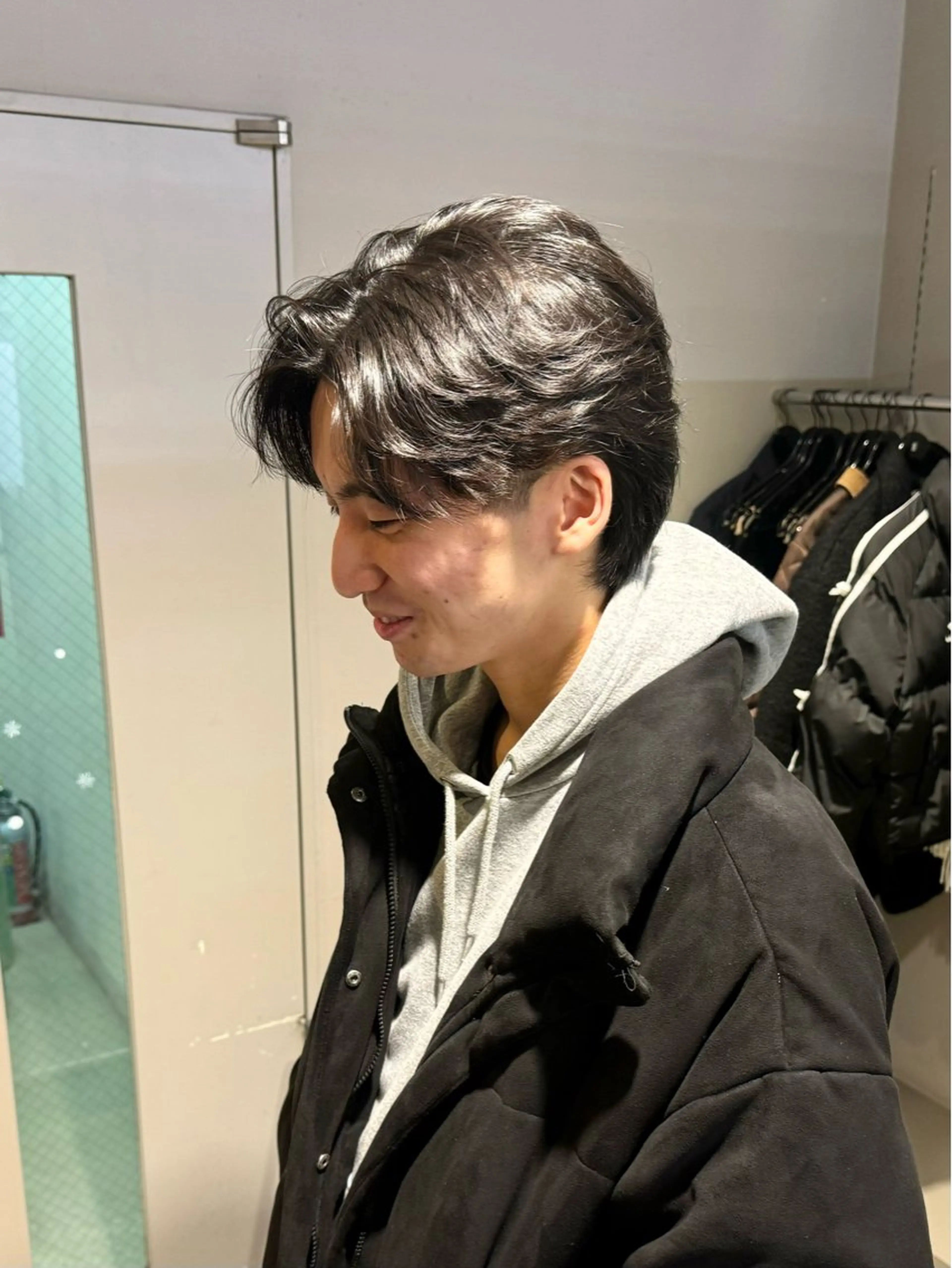 ショート パーマ ヘアアレンジ メンズ フェザーパーマ メンズパーマ SALOWIN藤沢店所属・艶カラー の達人のヘアスタイル