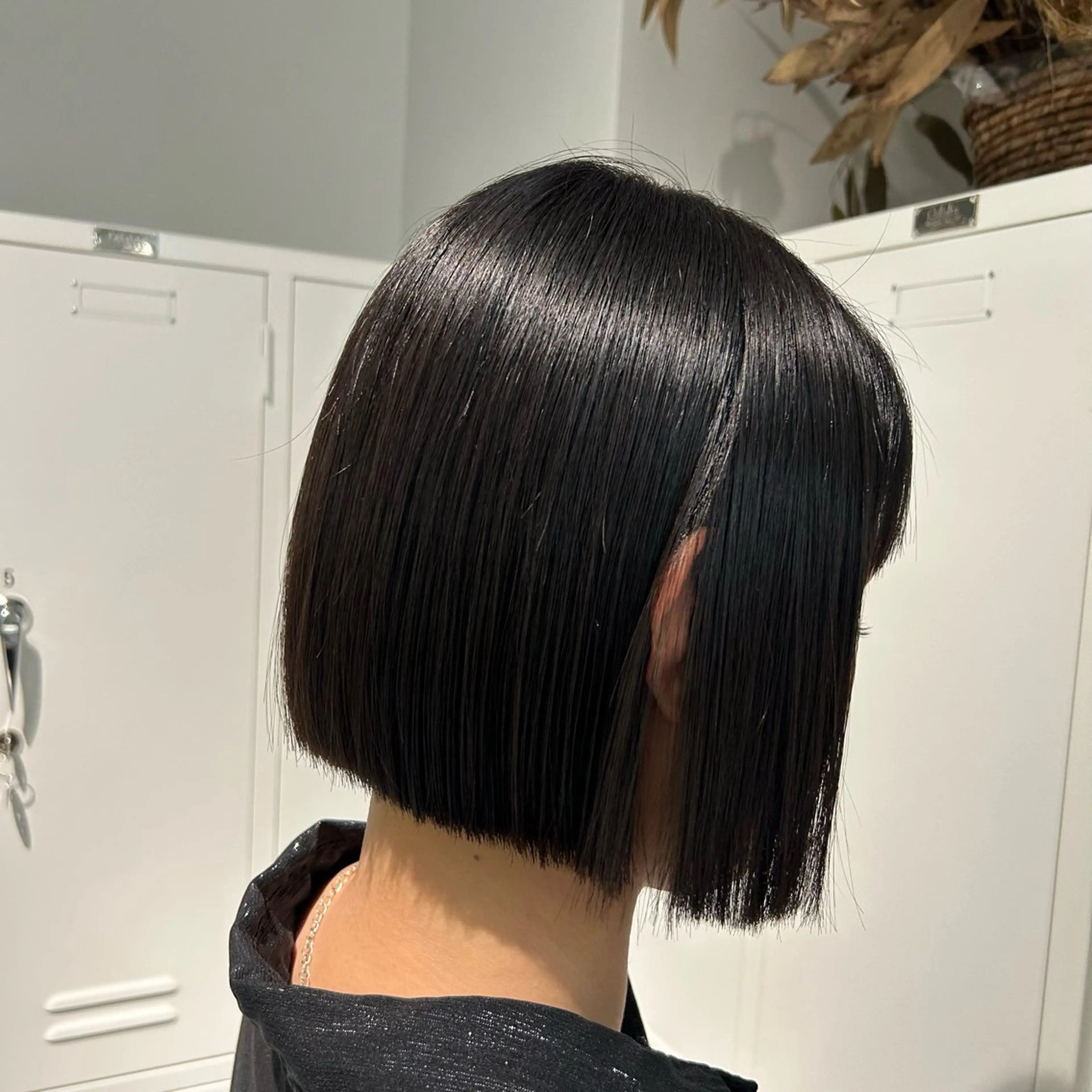 ミディアム 切りっぱなしボブ ボブレイヤー アッシュ アッシュブラウン ボブ ボブ/髪質改善 jionのヘアスタイル