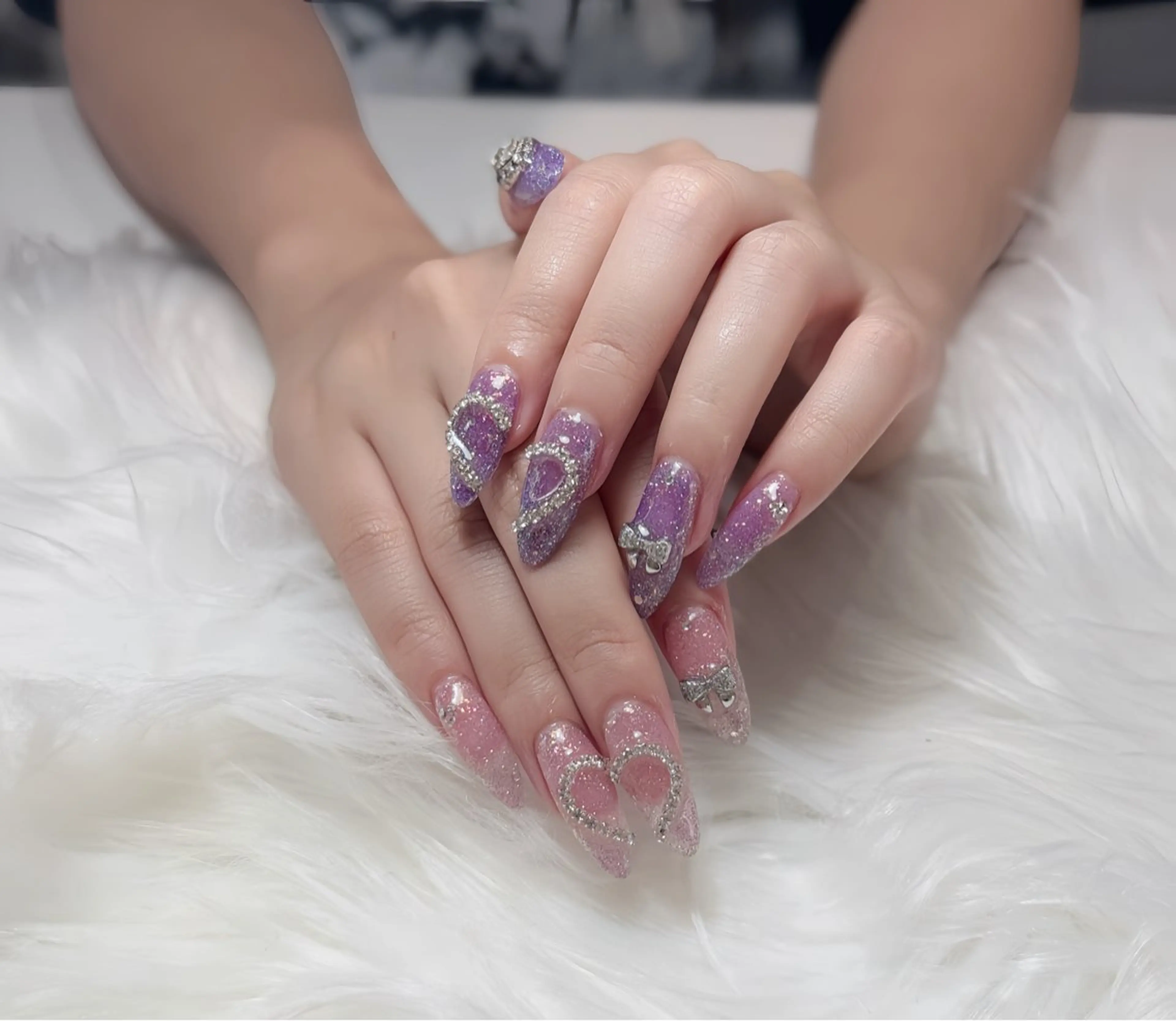 ネイル オーロラネイル チークネイル フットネイル フレンチネイル ジェルネイル ハンドネイル Nichi Nailsのネイルデザイン