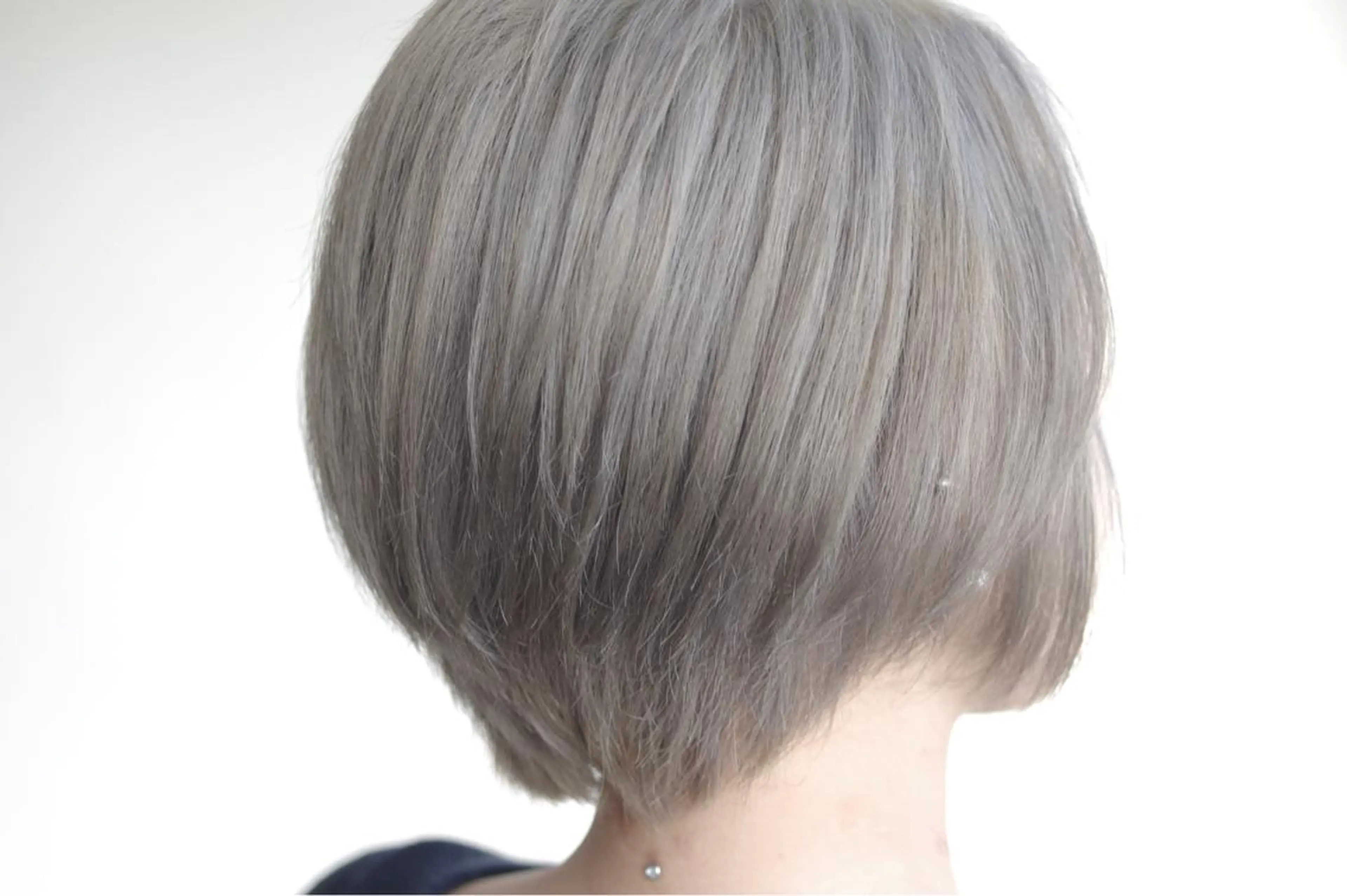 ショート カラー 🌈ディレクター🌈 徳松優希のヘアスタイル