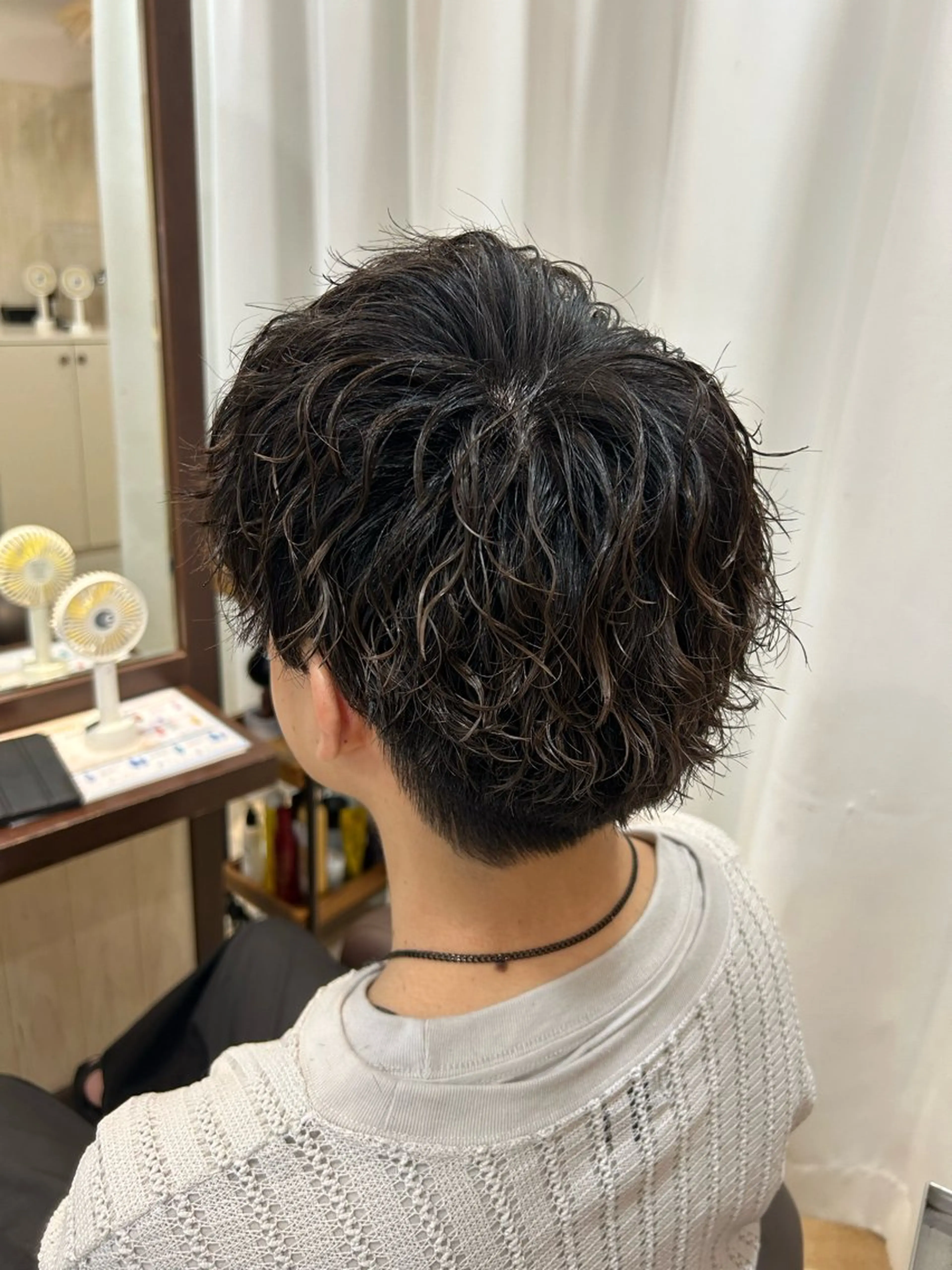 ミディアム メンズ パーマ 脇野 真琴のヘアスタイル