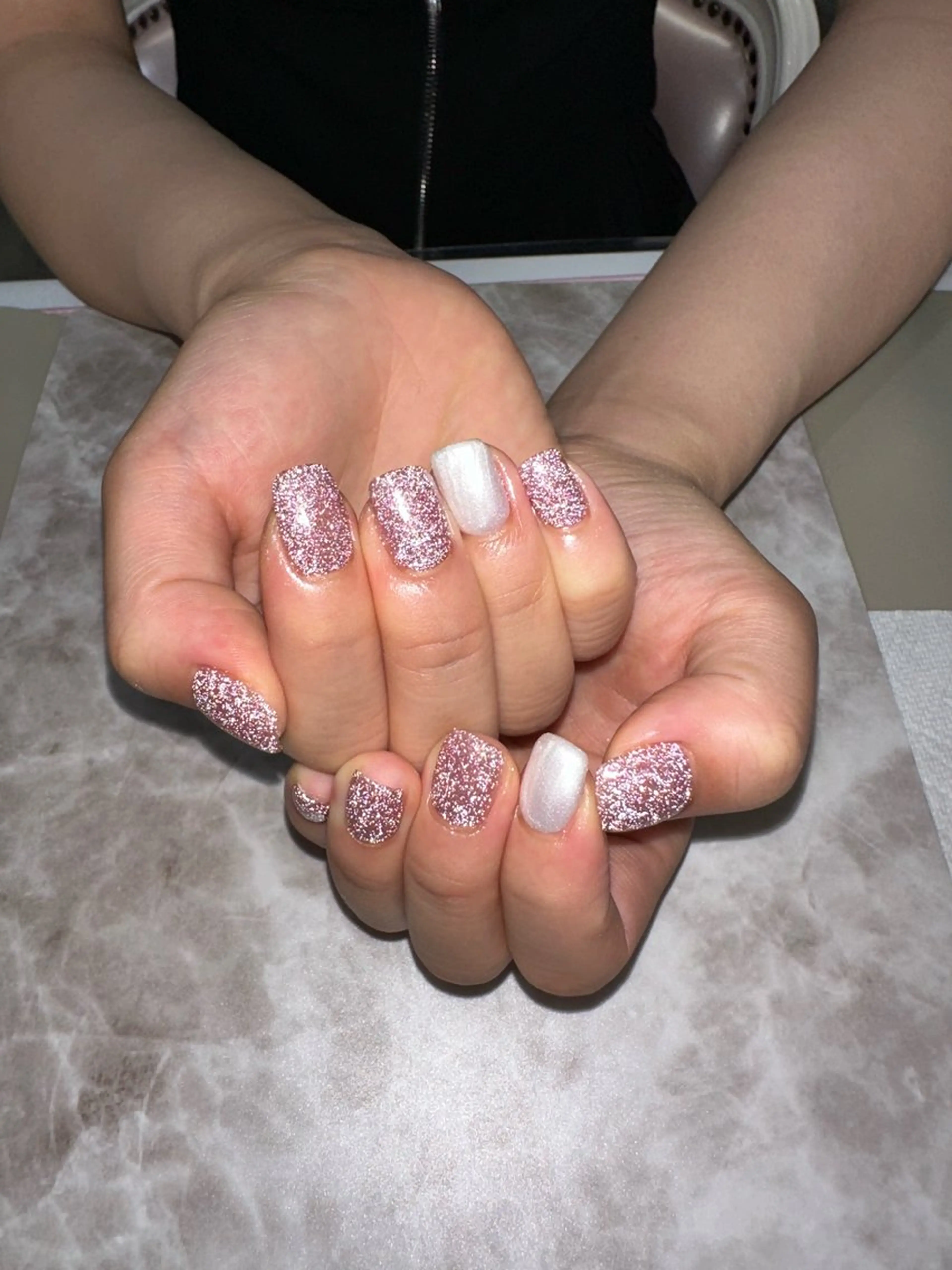 ミディアム Gravis La Ciel(グラビス ラシェル)所属・グラビス ラシェル MINAのネイルデザイン