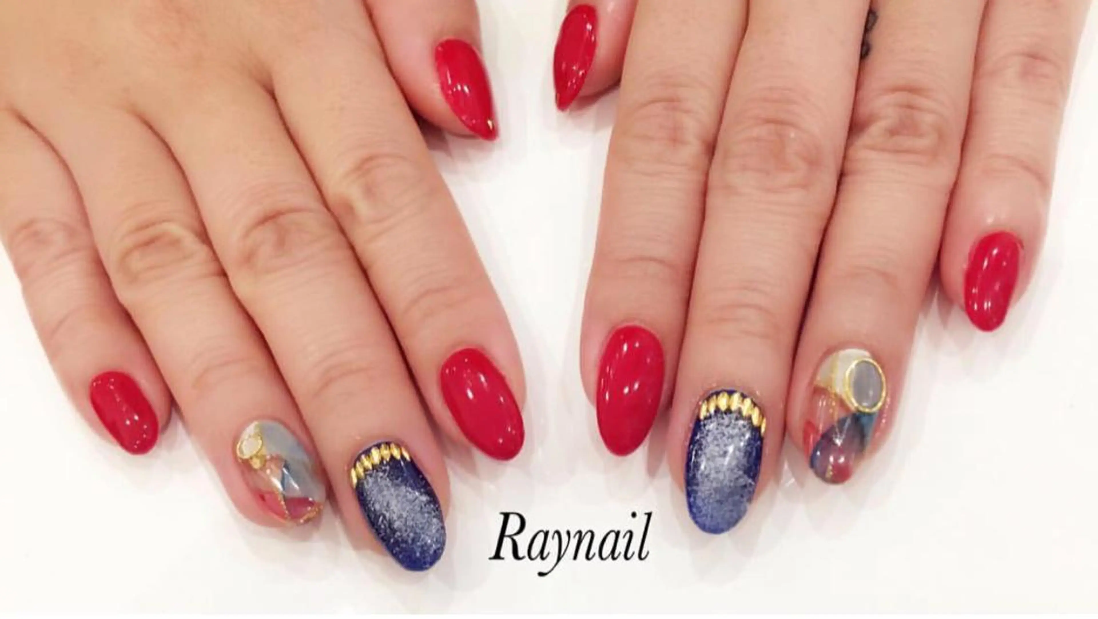 ネイル nailstudio ′ecole所属・nailstudio ′ecoleのネイルデザイン