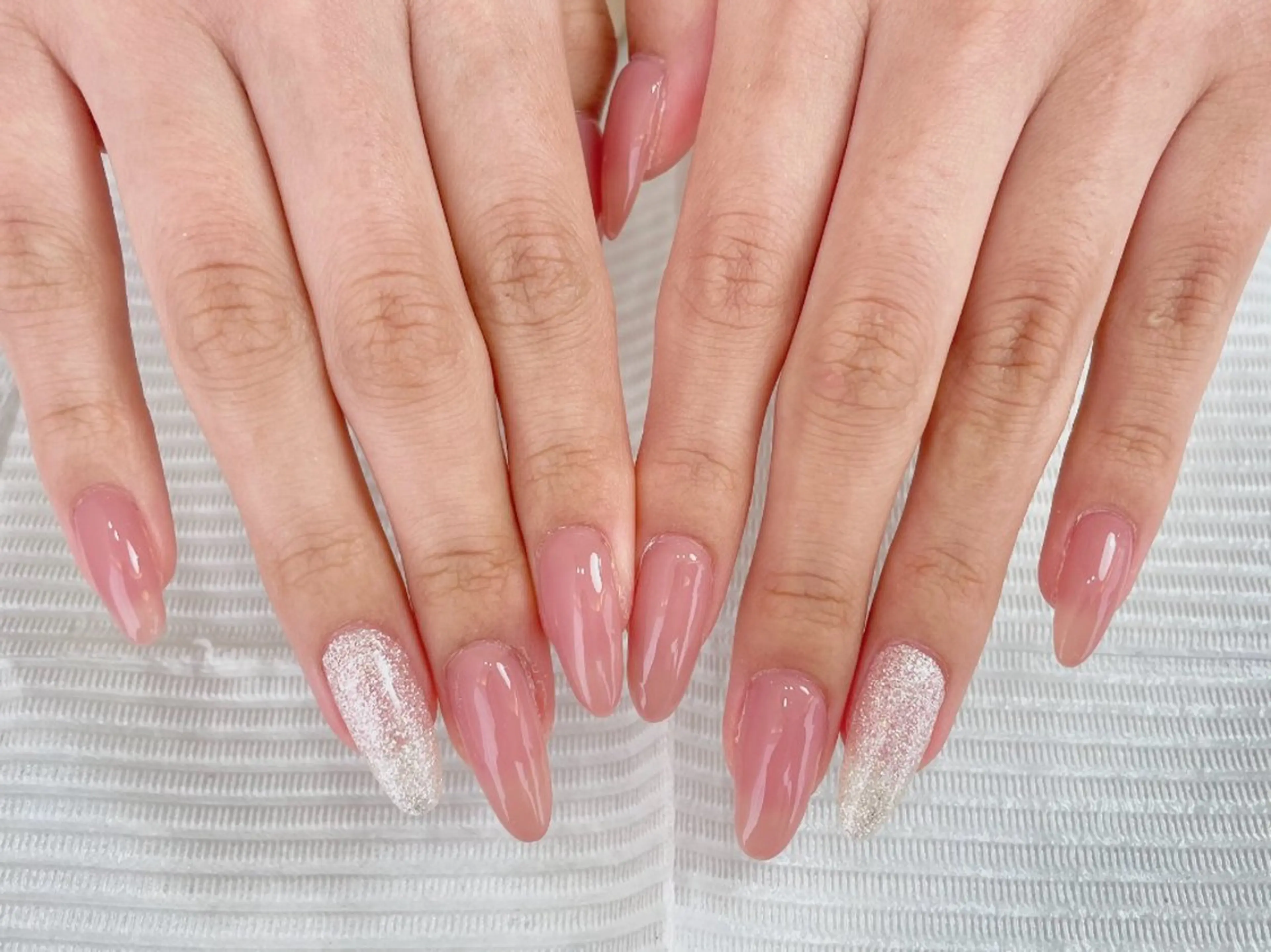 ネイル ワンカラーネイル アッカスタイル所属・アッカスタイル💐 宇佐美のマツエク・マツパデザイン