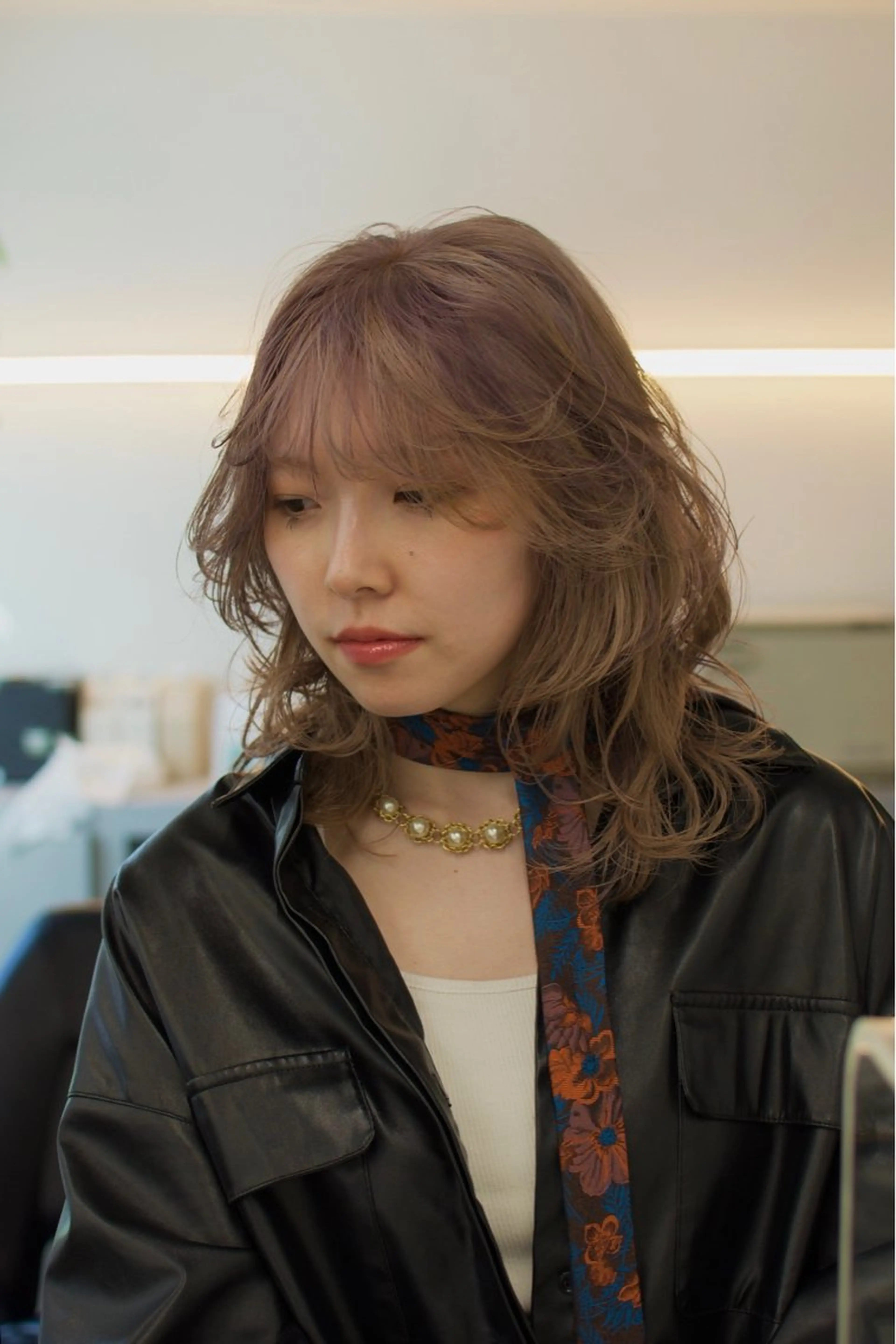 ミディアム カラー ミディアムレイヤー 透明感カラー くびれヘア 顔まわりレイヤー 顔周りカット カット ヘアカラー cana カナ/レイヤーカットのヘアスタイル