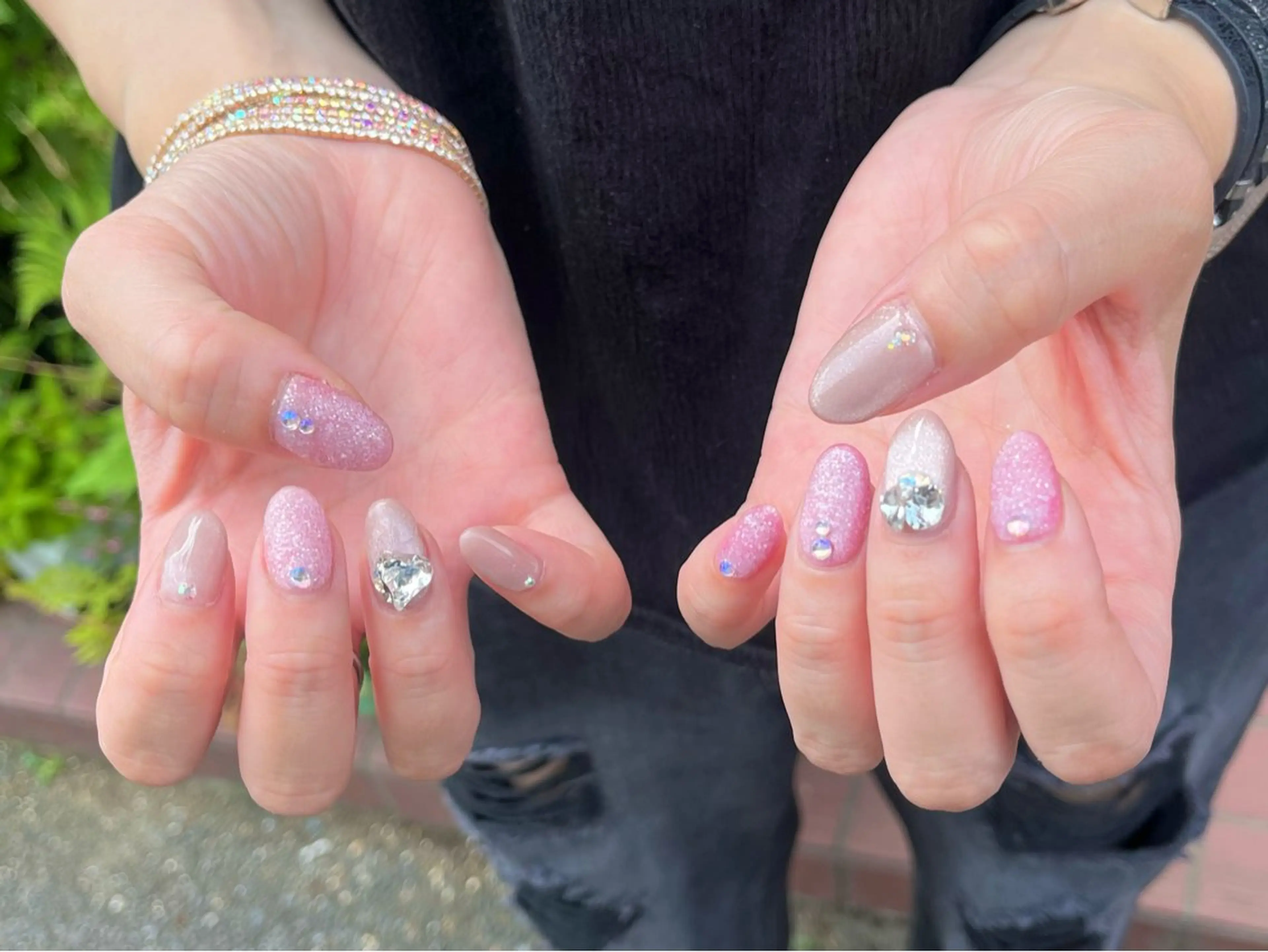 ネイル キラキラネイル ピンク ハンドネイル Nail salon Cielel⟡Ayaのネイルデザイン