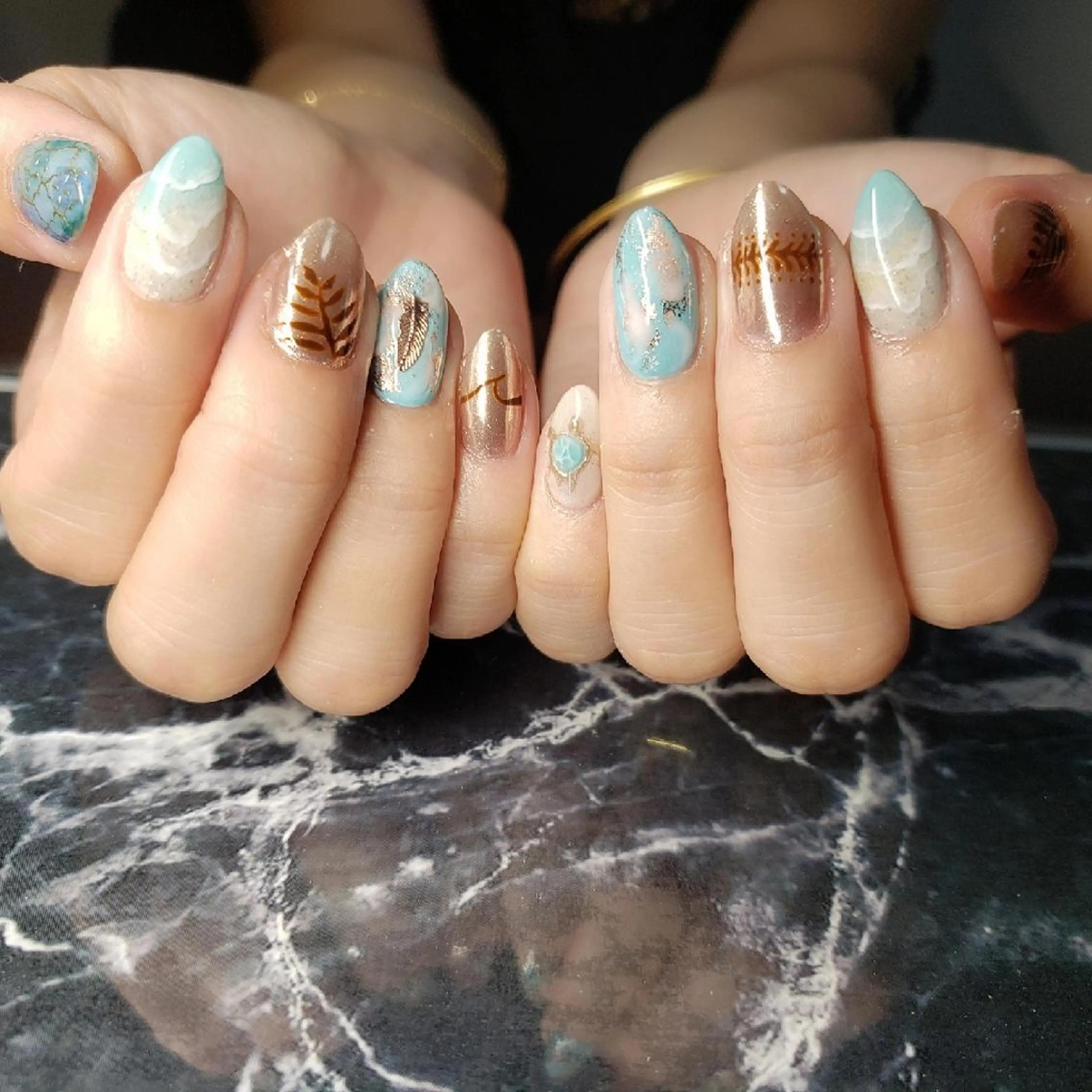 ショート ネイル クロキ 。のネイルデザイン