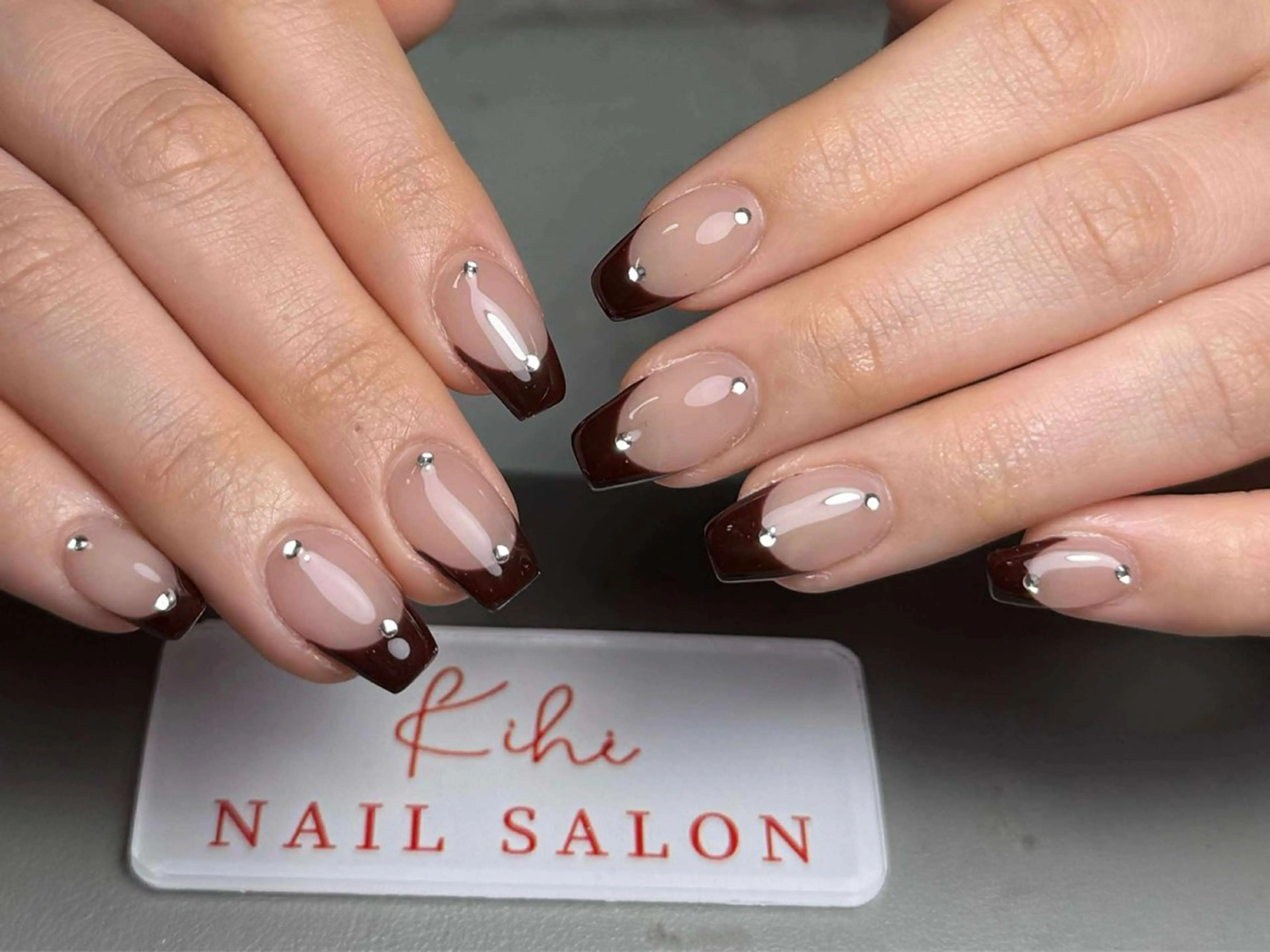 ネイル アートネイル フレンチネイル ジェルネイル グラデーション 韓国ネイル ハンドネイル さくら💮💮 【オフ無料】のネイルデザイン