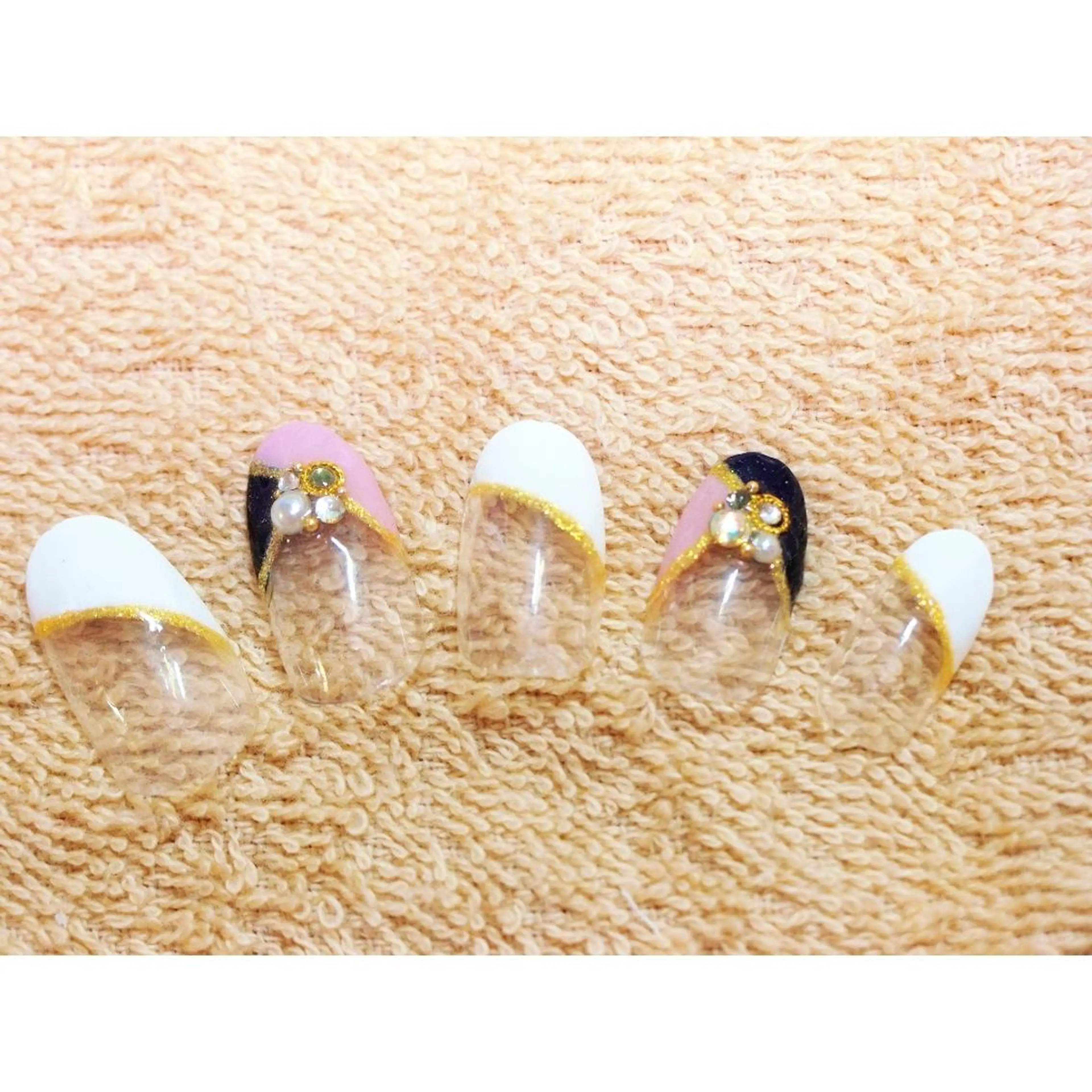 ネイル 痛ネイル/ワンホン/ フィルイン/長さだしのネイルデザイン