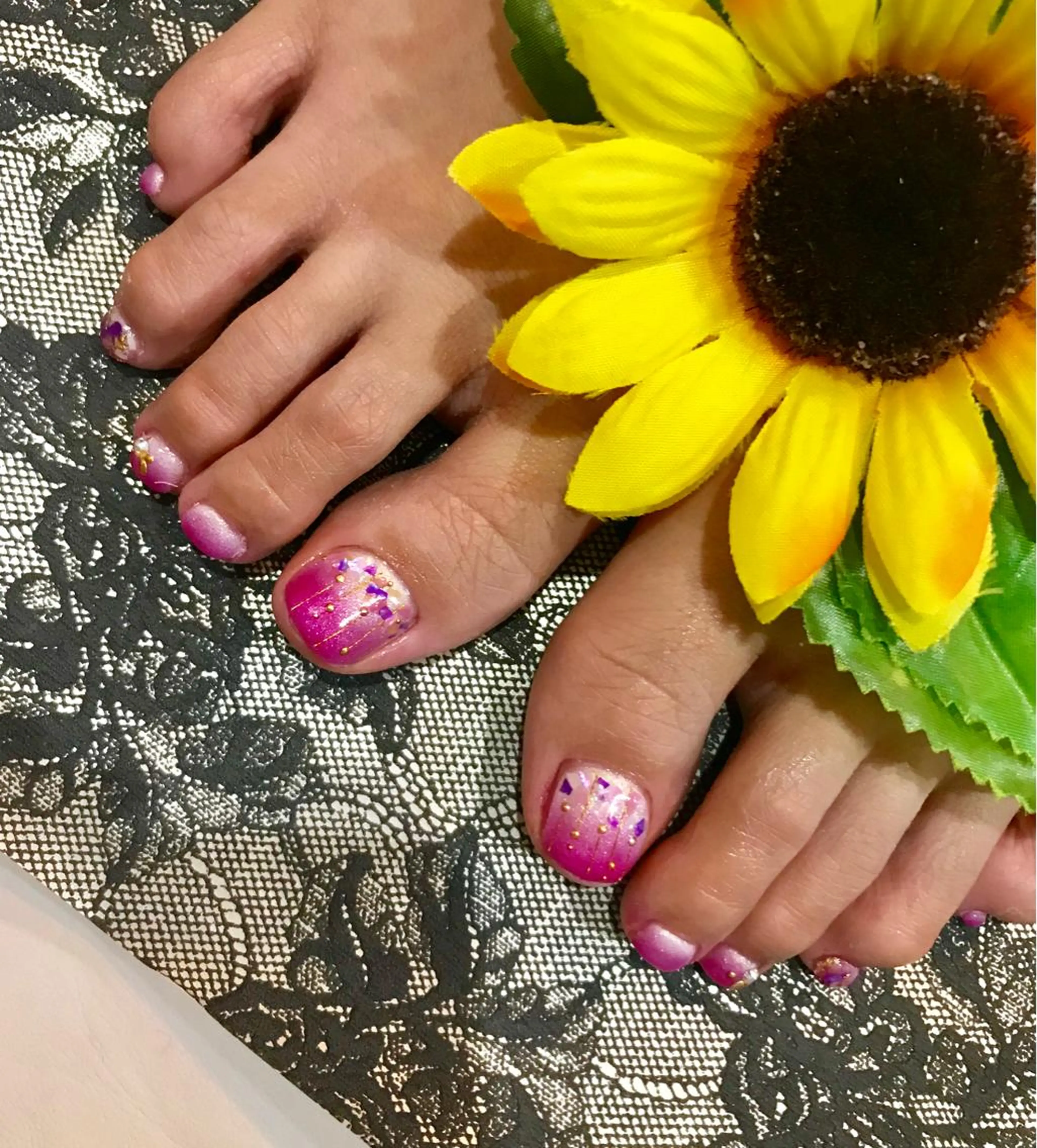 ネイル フットネイル フットネイル Grazie AMOREのネイルデザイン