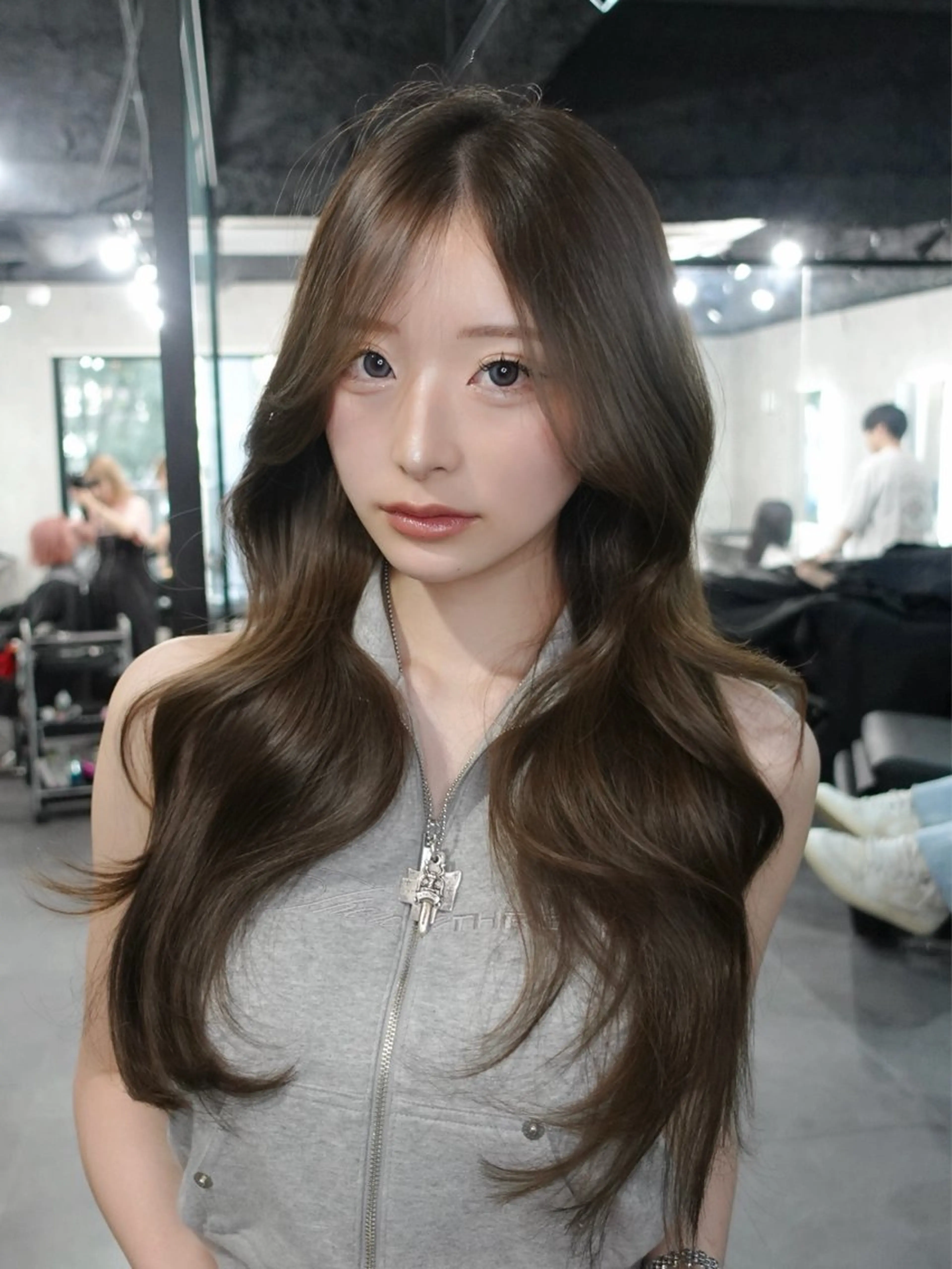 カット/ケアカラー/トリートメントの写真