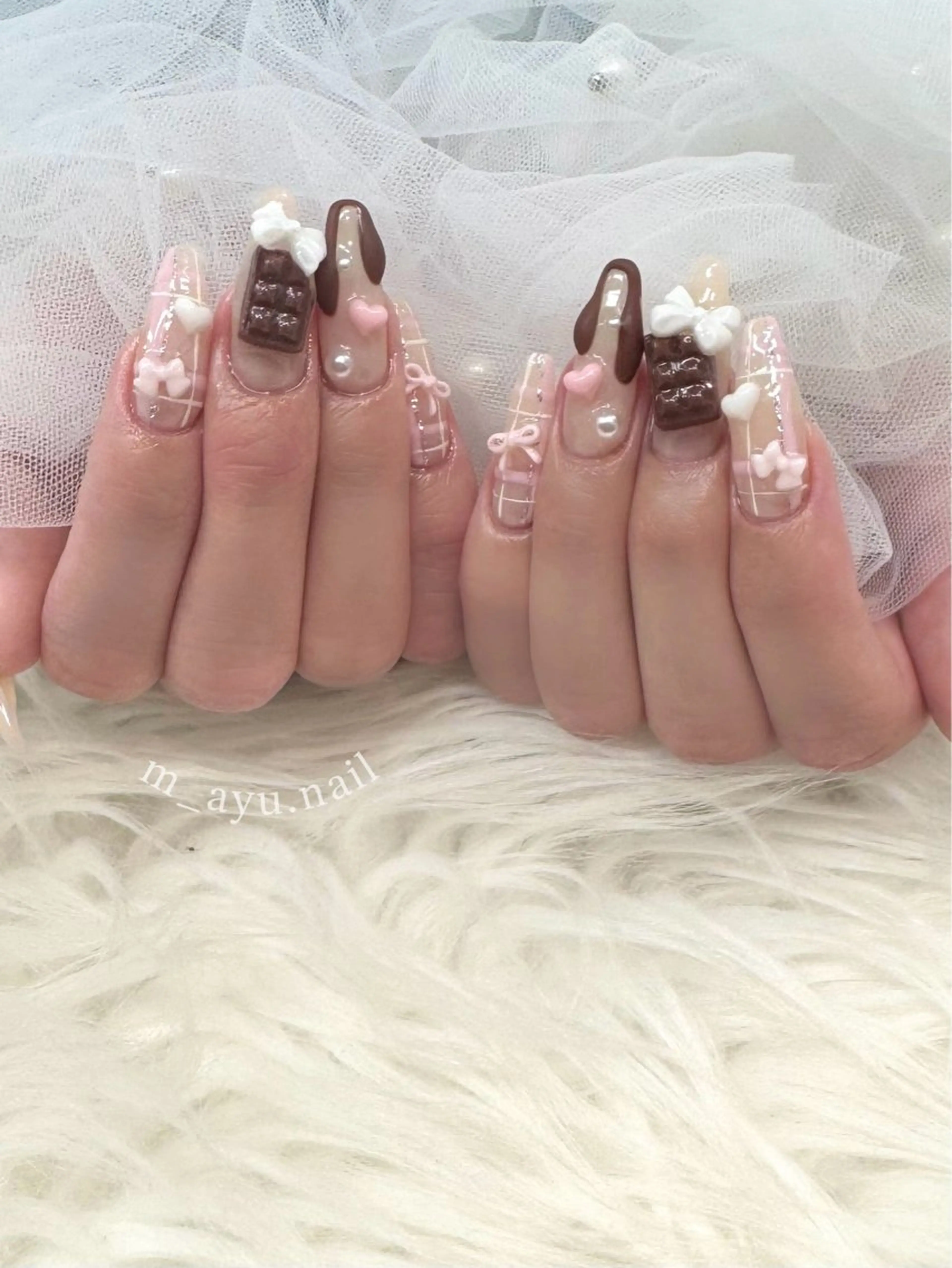 ネイル アートネイル 長さ出し バレンタイン 飯塚 真由のネイルデザイン