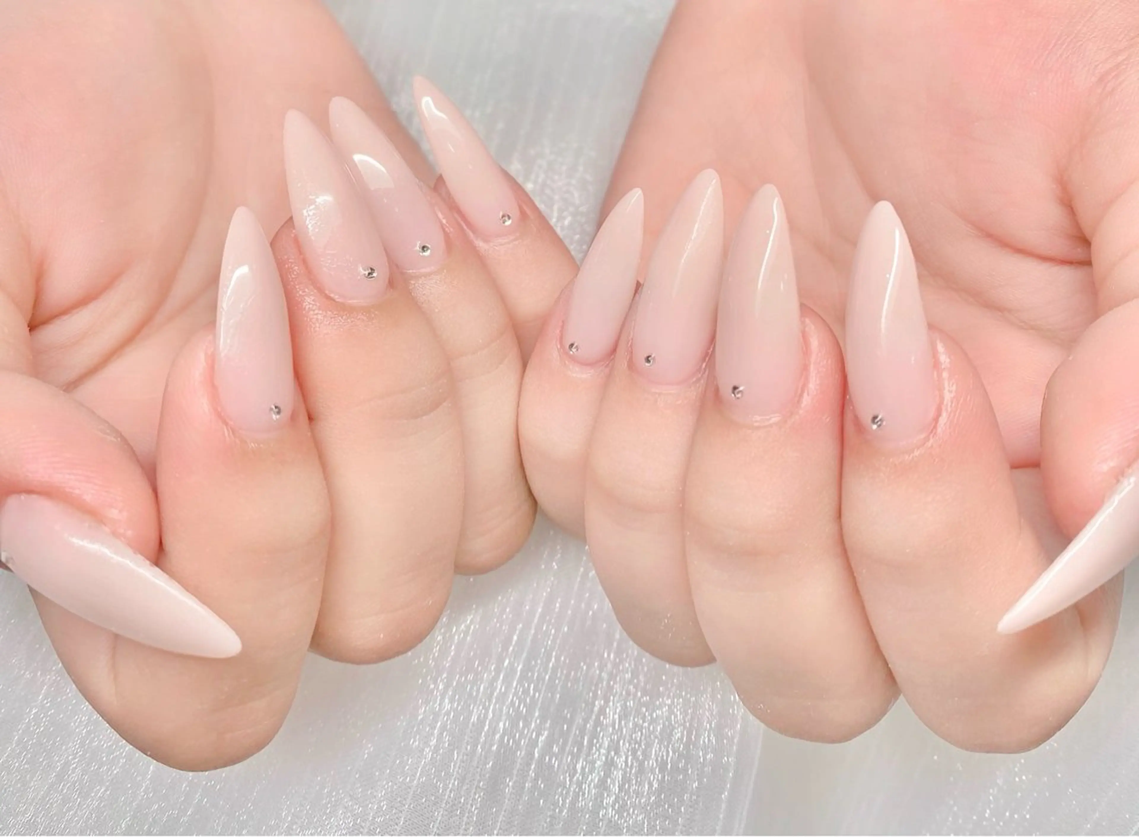 ネイル オーロラネイル チークネイル フレンチネイル 韓国ネイル マグネットネイル ハンドネイル ANA 168 池袋のネイルデザイン