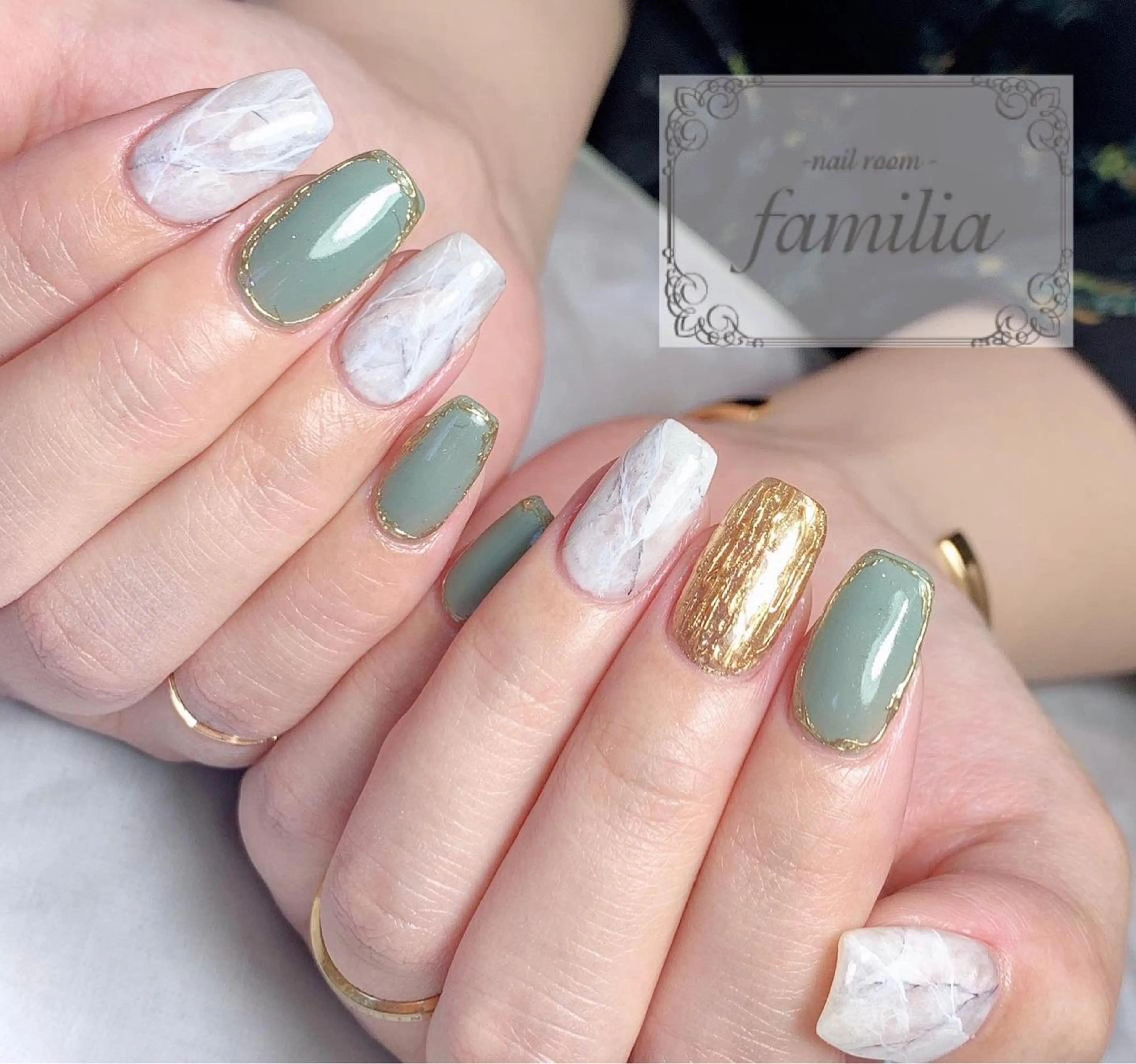 ネイル アートネイル ミラーネイル ハンドネイル -nailroom- familiaのネイルデザイン