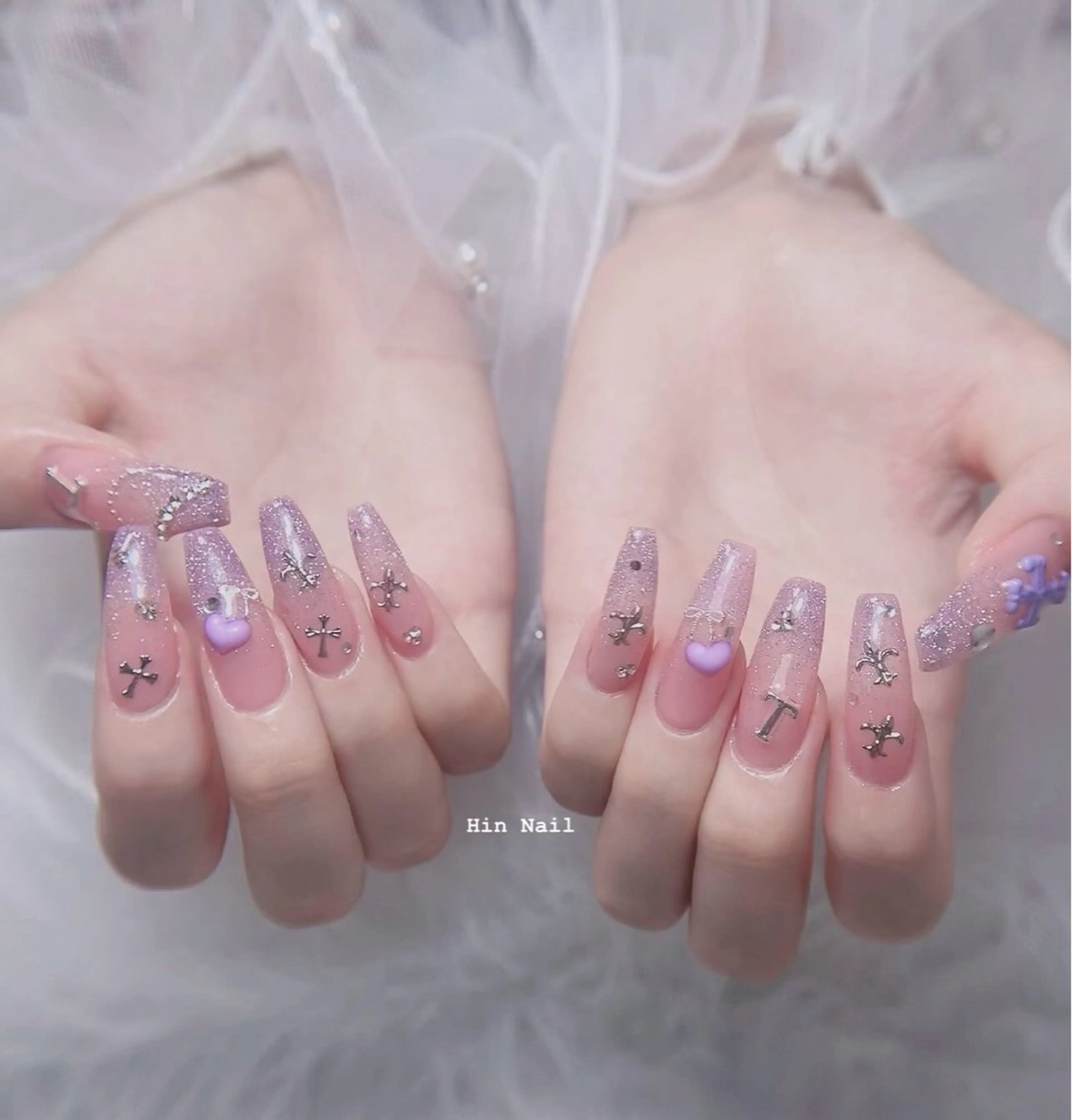 ネイル HIN NAILのネイルデザイン