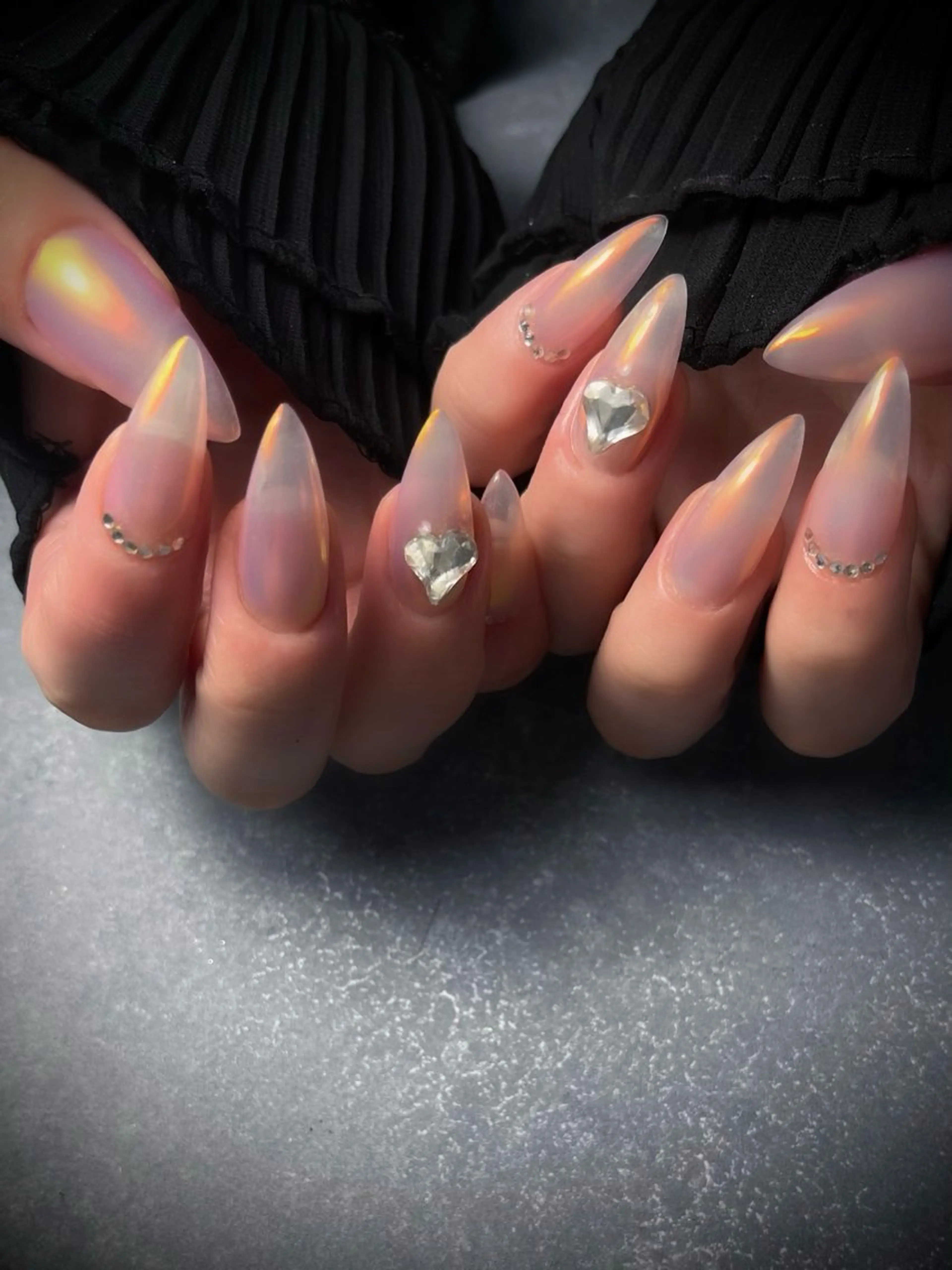 ネイル キラキラネイル マグネットネイル ワンカラーネイル スカルプネイル ワンホンネイル nine.🦋 YUKOのネイルデザイン