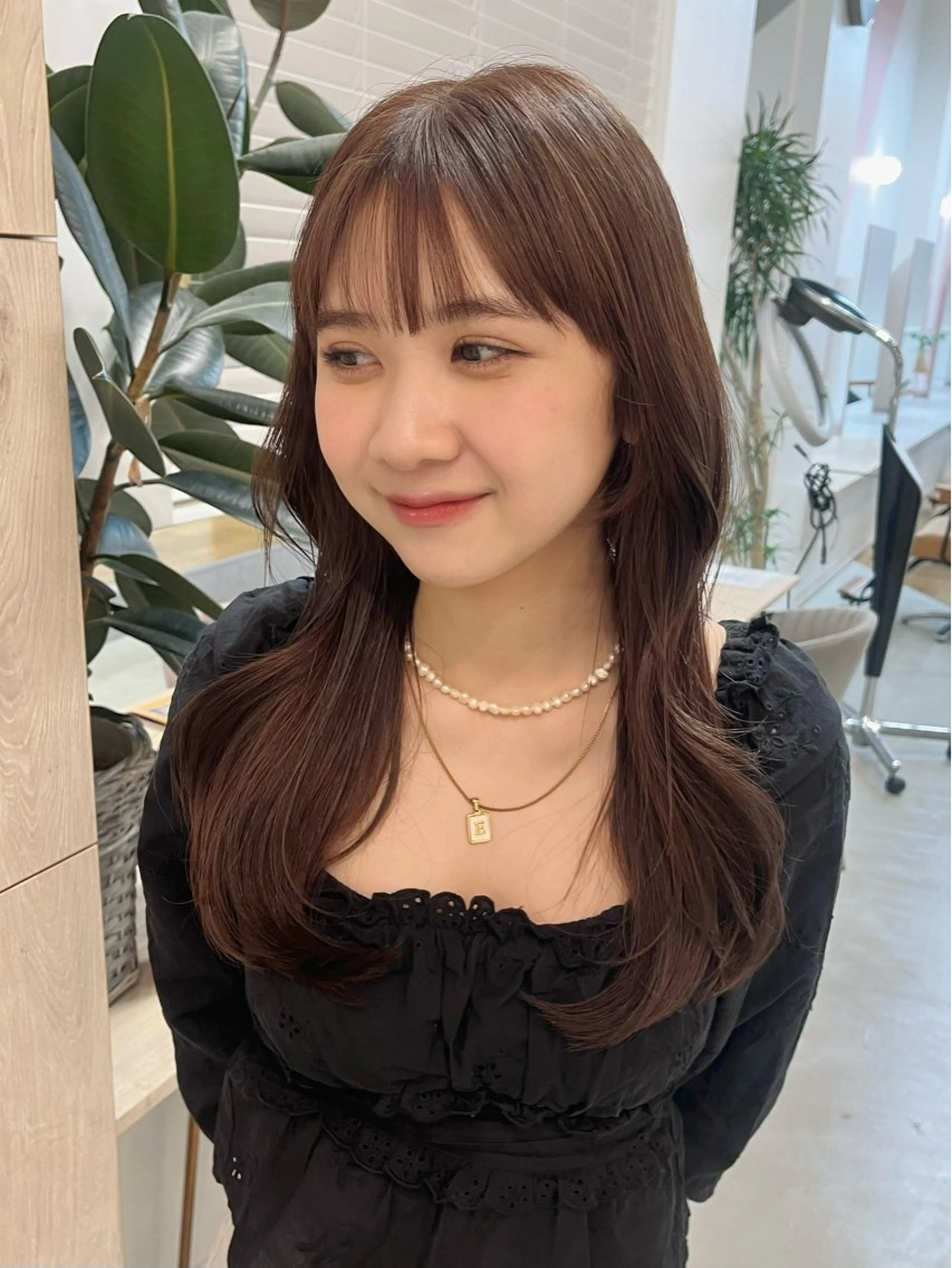 ロング ヘアカラー marino/ カラー/顔周りカットのヘアスタイル