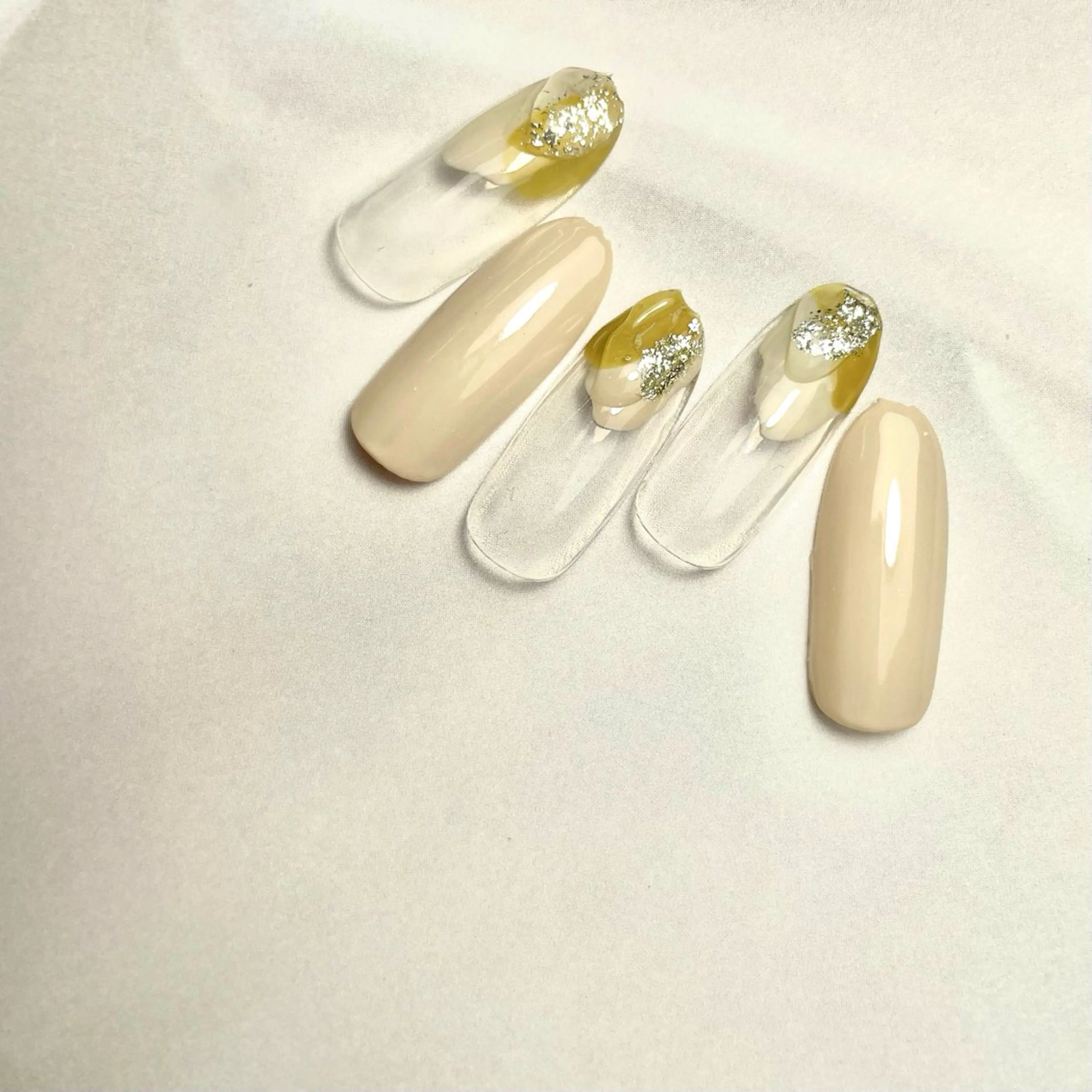 ネイル ニュアンスネイル 夏ネイル ハンドネイル Oracion Nailのネイルデザイン