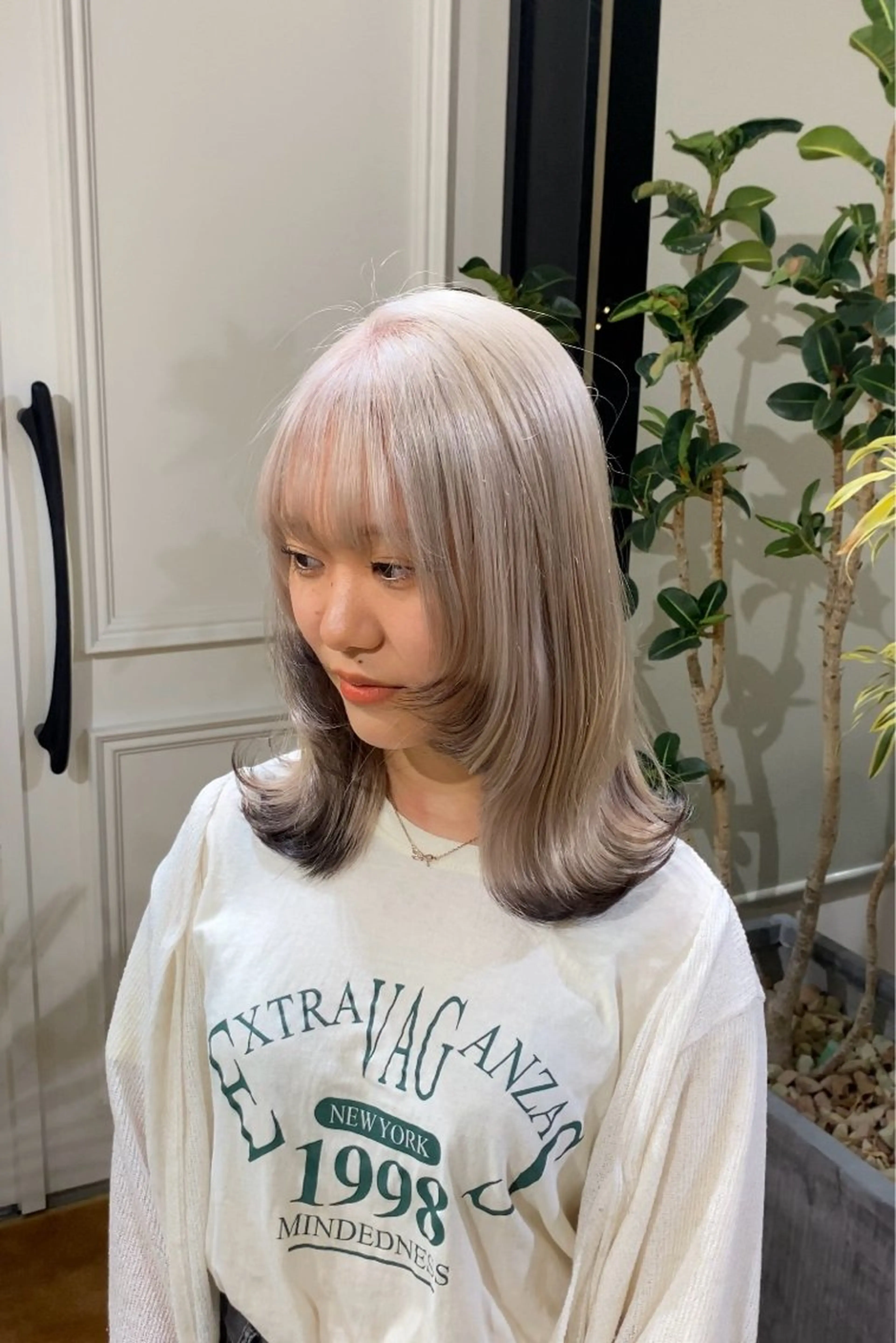 ミディアム カラー yate'/ Wカラー/小出捷也のヘアスタイル