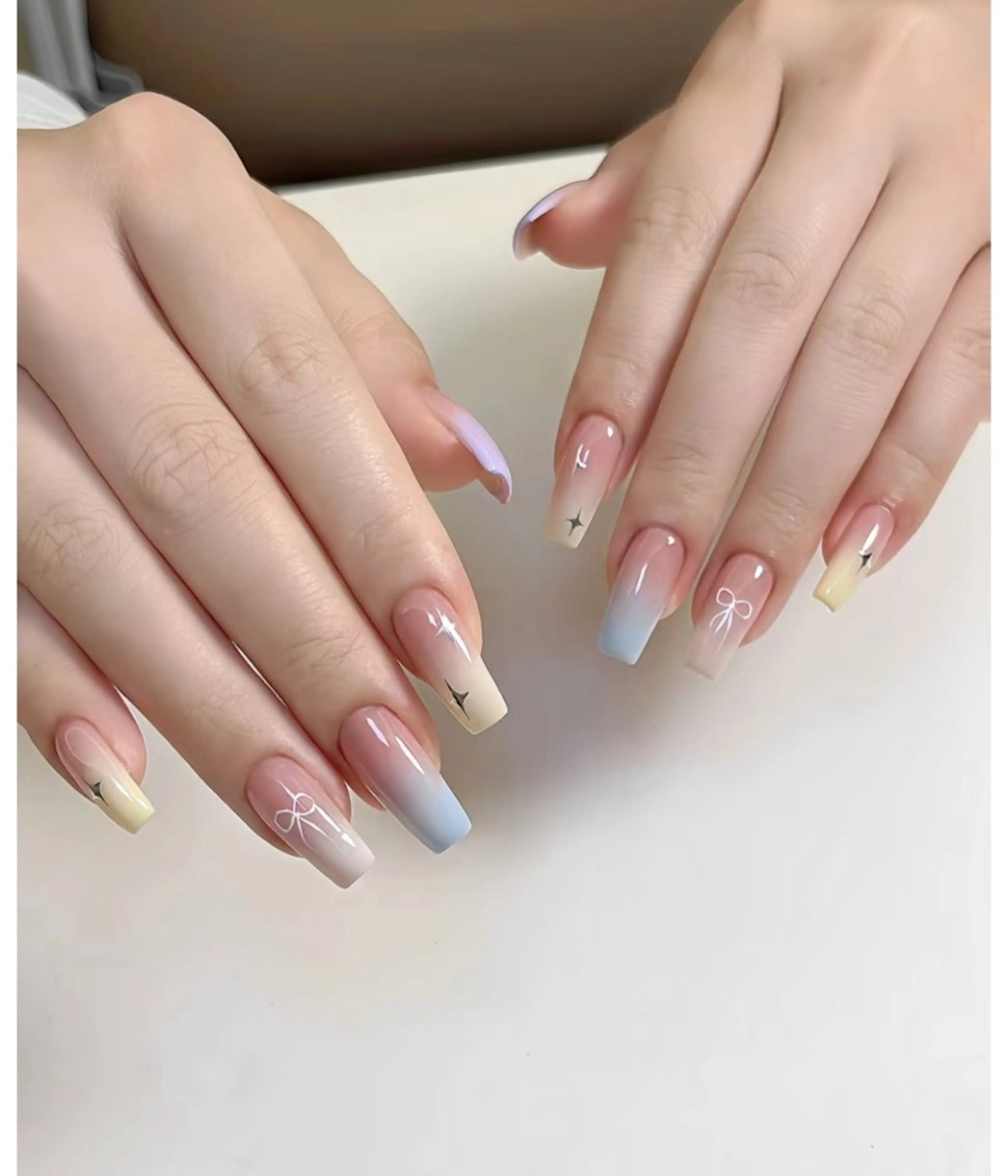 ネイル アートネイル チークネイル 長さ出し フラワーネイル ジェルネイル YK 美学院のネイルデザイン