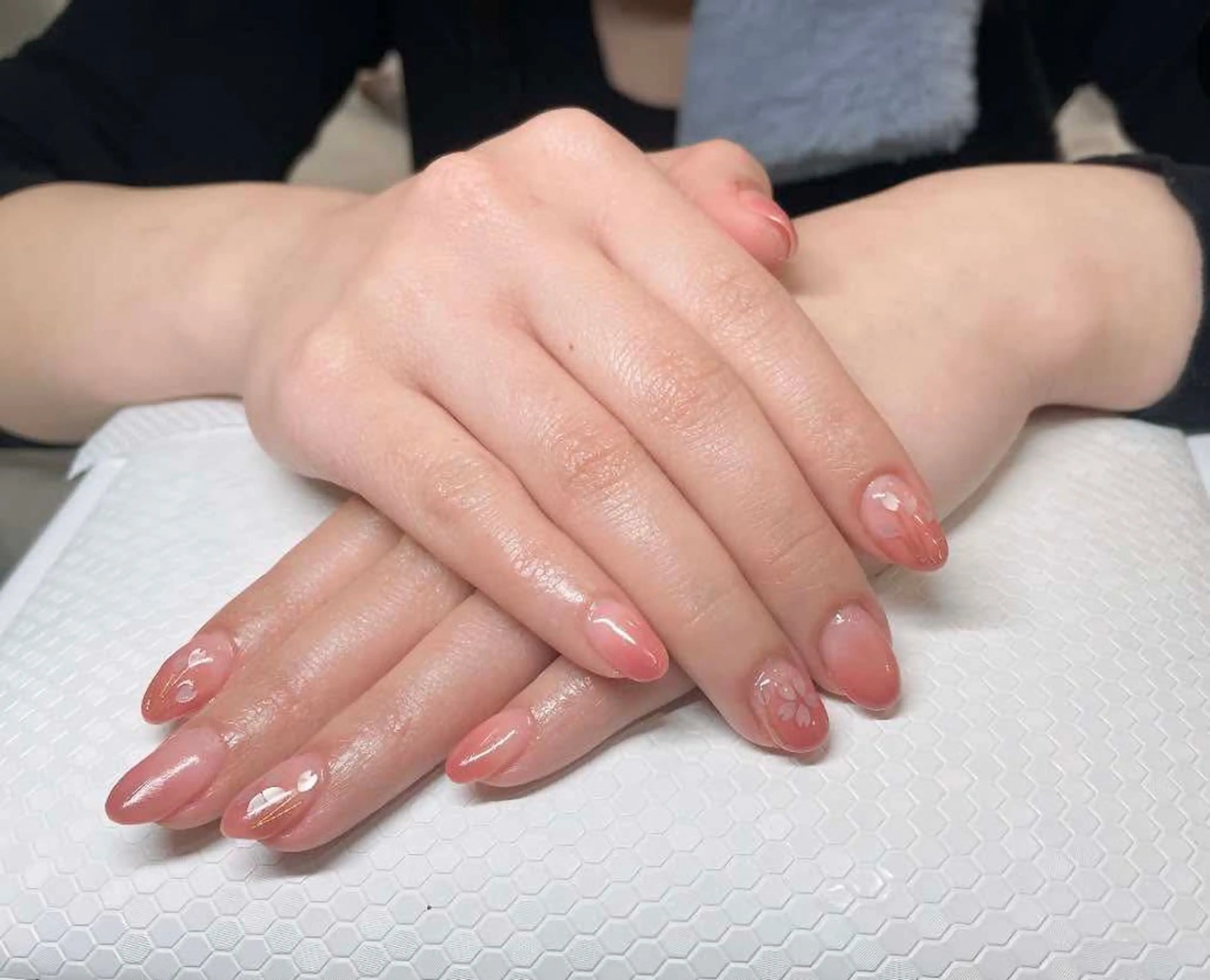 ネイル 桜ネイル ハンドネイル LYYM Salonのネイルデザイン