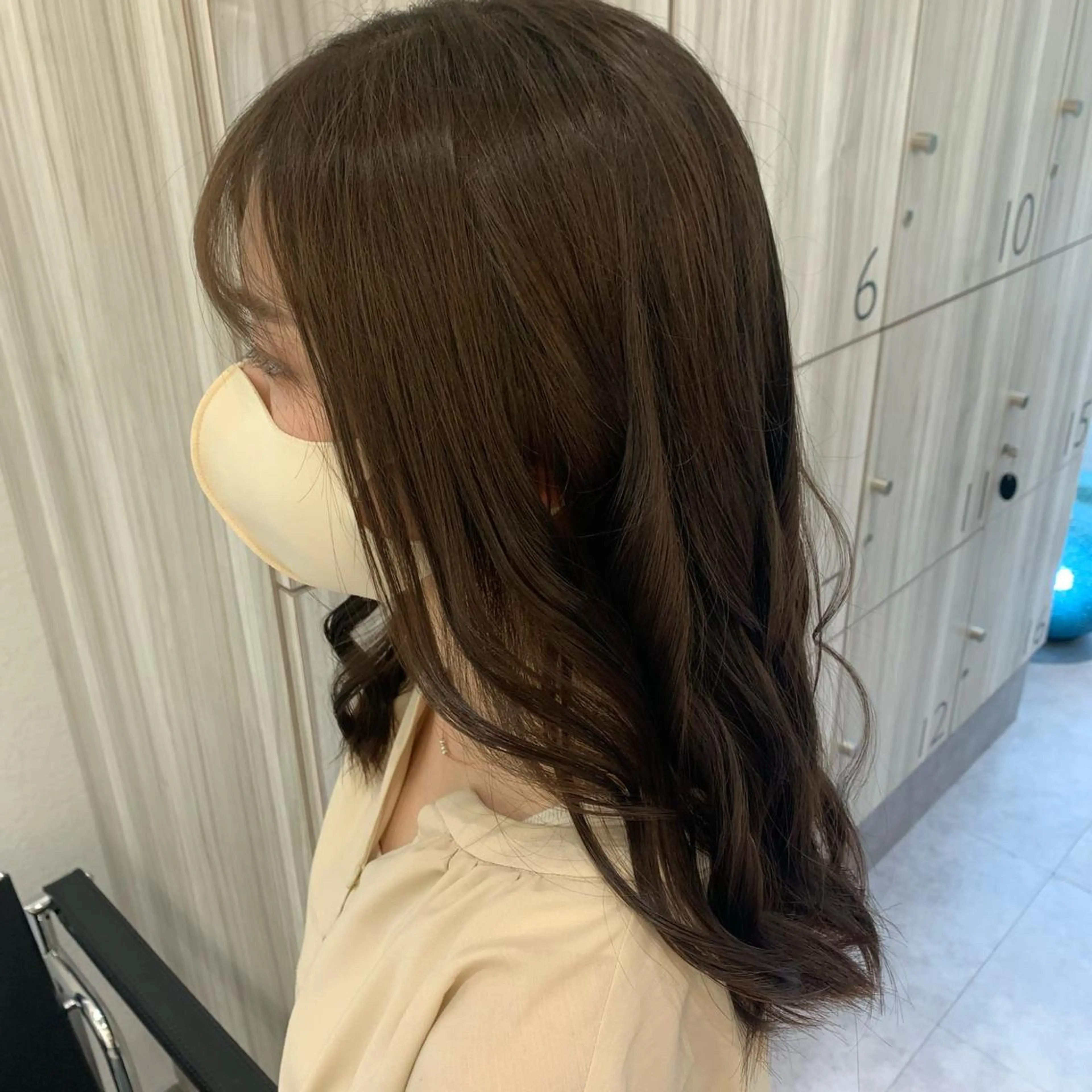 カラー 宮下 志織のヘアスタイル