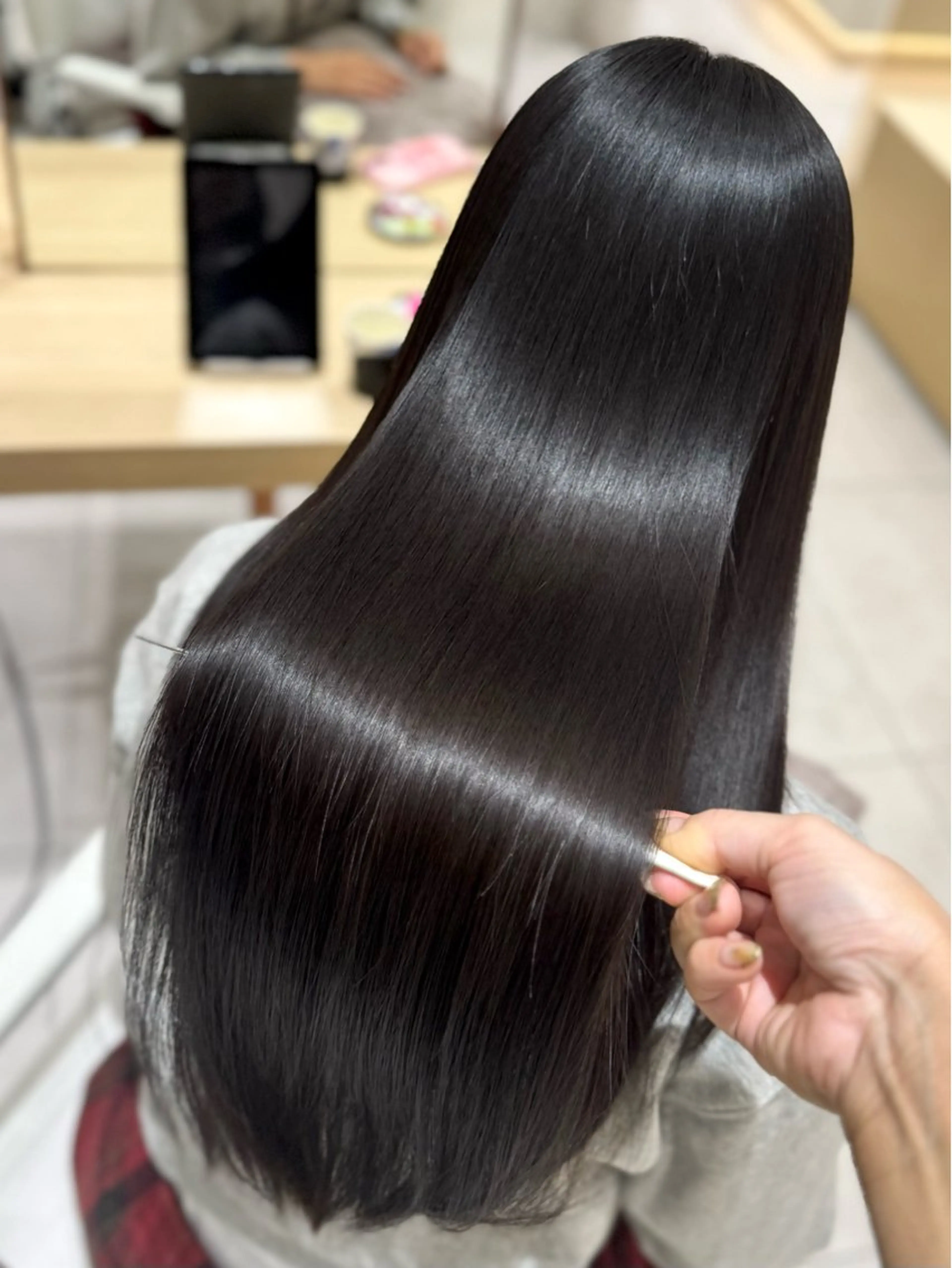 ロング カット 縮毛矯正 トリートメント 京都河原町 髪質改善🌛‧˚花綸のヘアスタイル