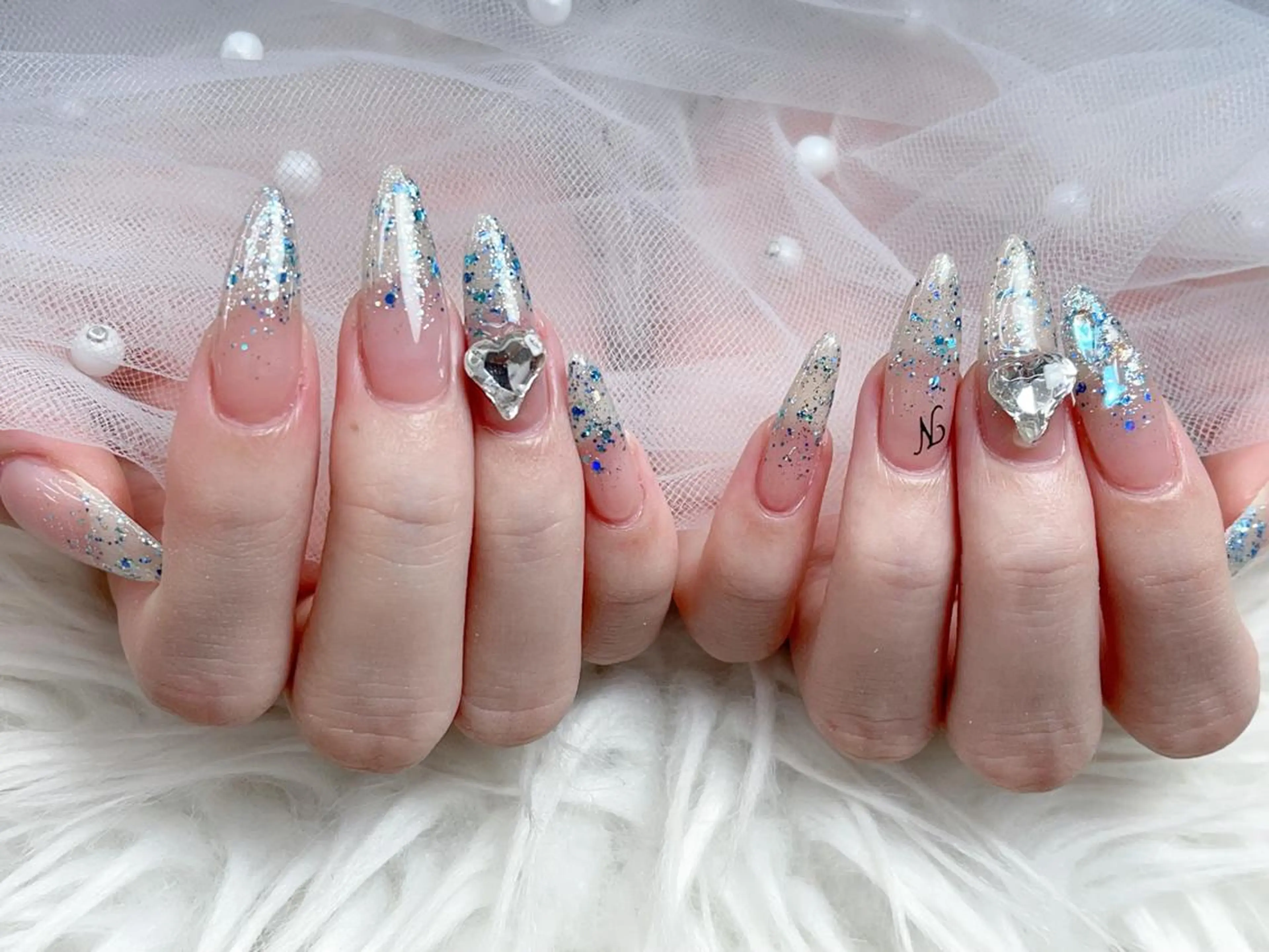 メンズ ネイル メンズ韓国風 アートネイル フレンチネイル ジェルネイル キラキラネイル ハンドネイル フットネイル Bloom kabukiのネイルデザイン