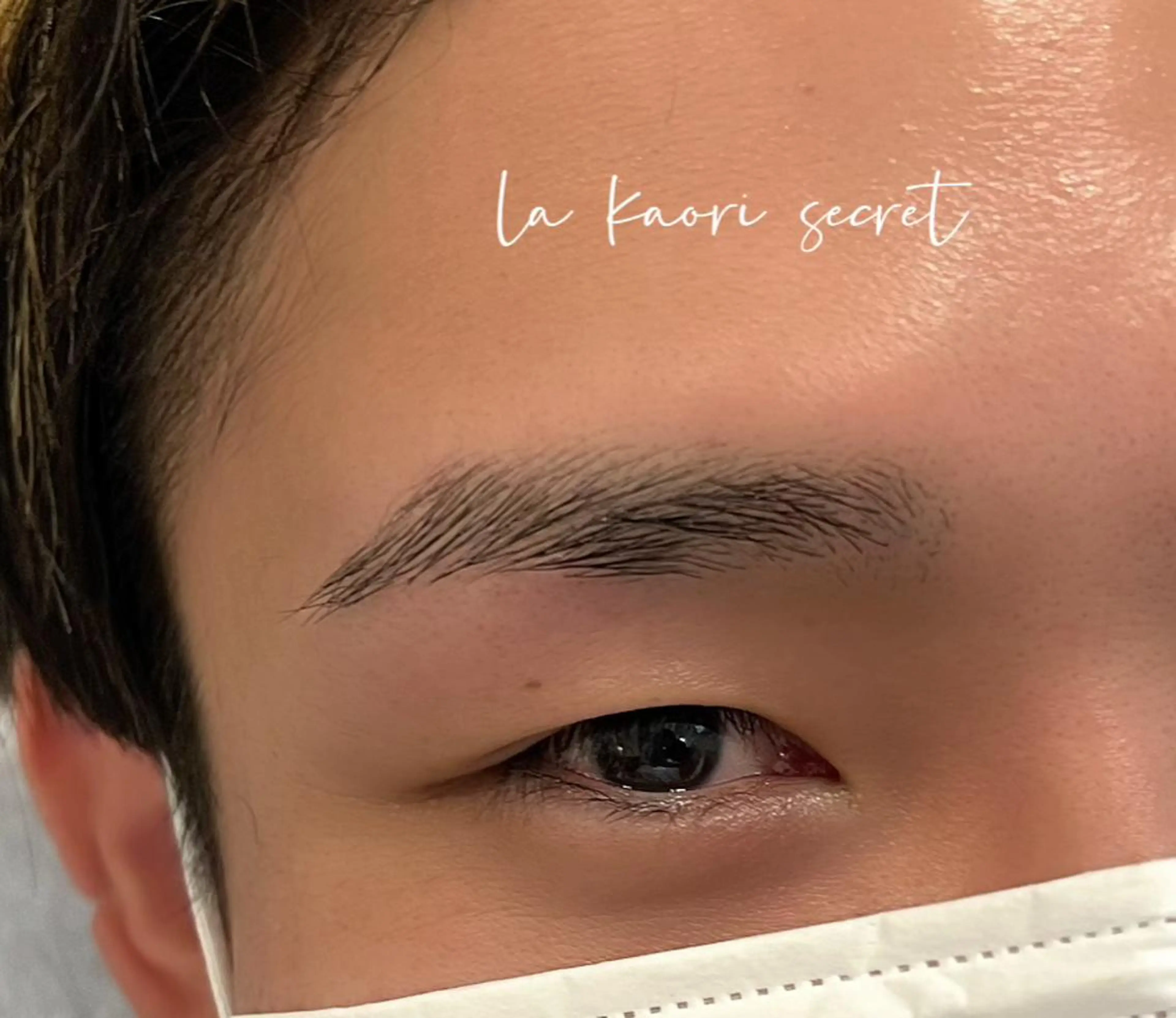 メンズ マツエク・マツパ アイブロウ la kaori secretの眉毛・アイブロウイメージ